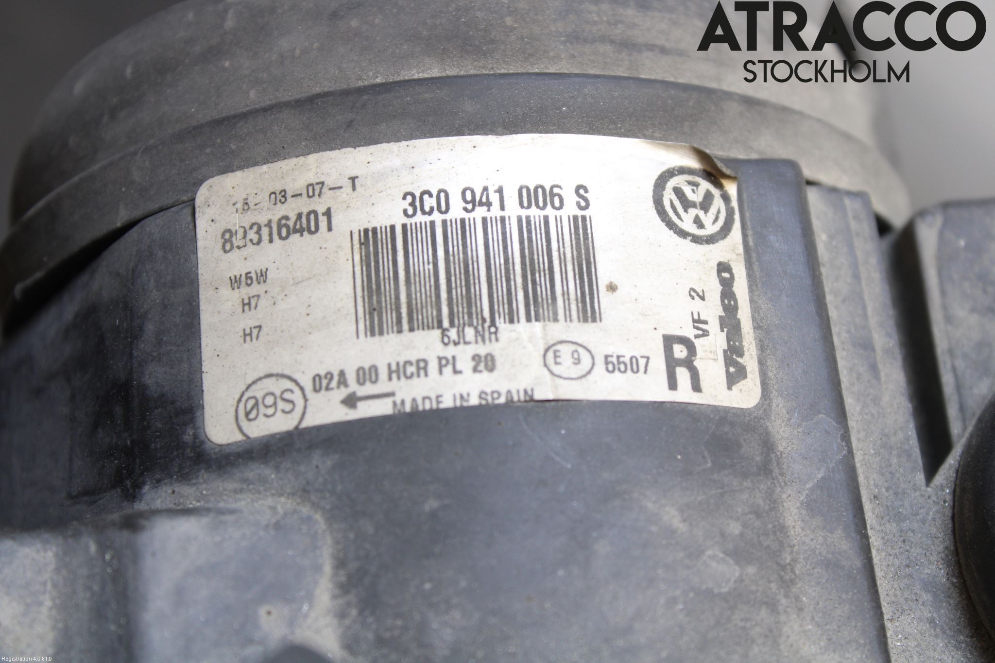 Volkswagen VW PASSAT 05-11 Strålkastare Höger