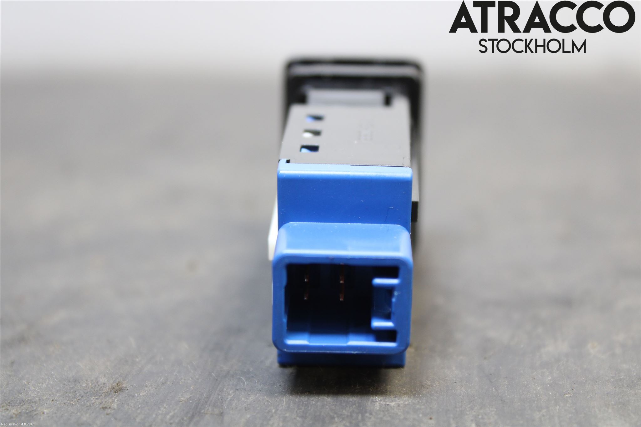 Toyota AURIS 13-19 Strömställare Stolvärme