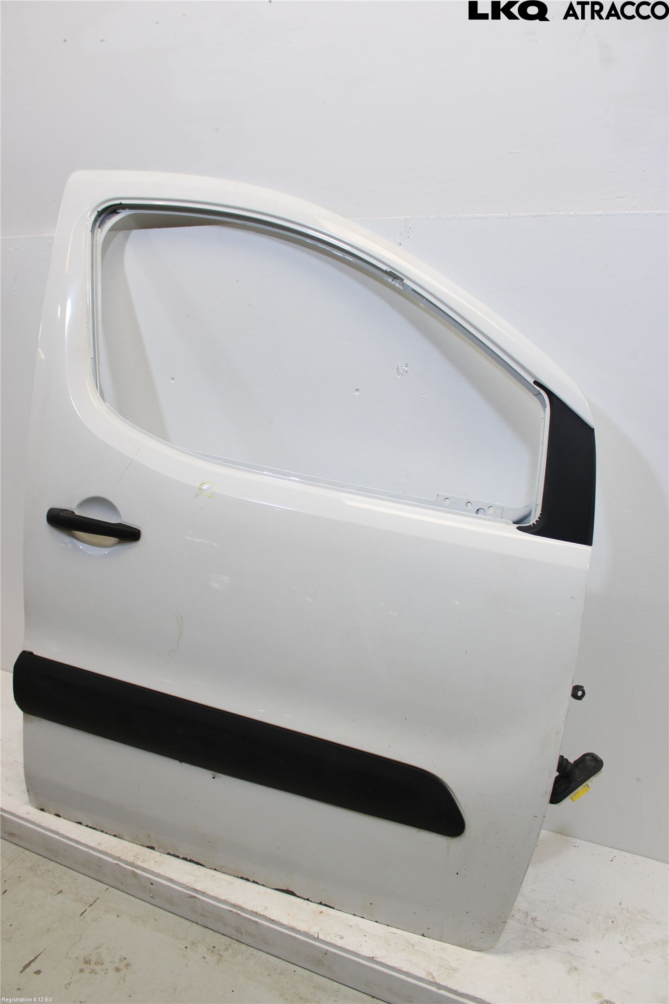 Peugeot PARTNER 16-18 Dörr Fram Höger