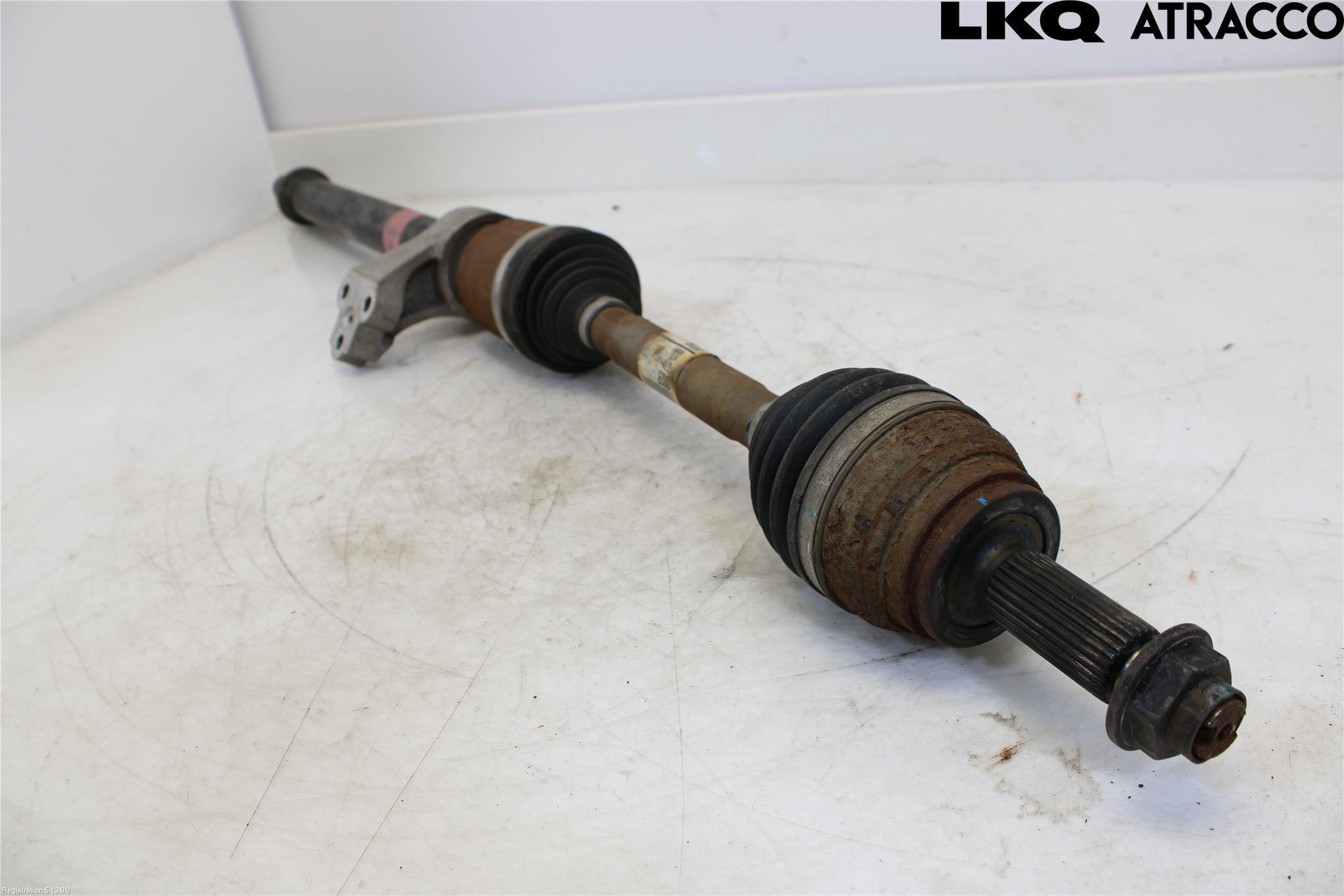 Kia NIRO (DE) 17-22 Drivaxel Fram Höger