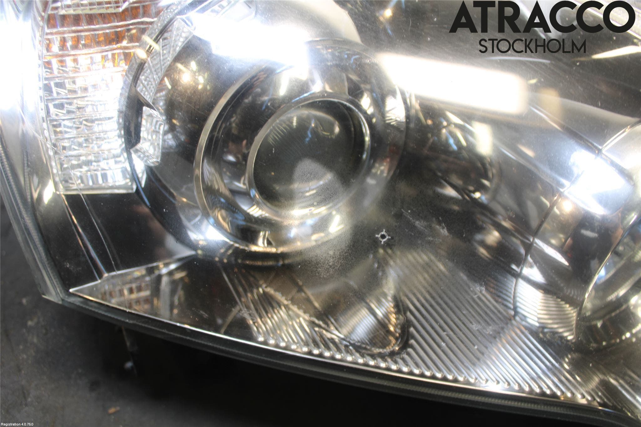 Honda CR-V 07-12 Strålkastare