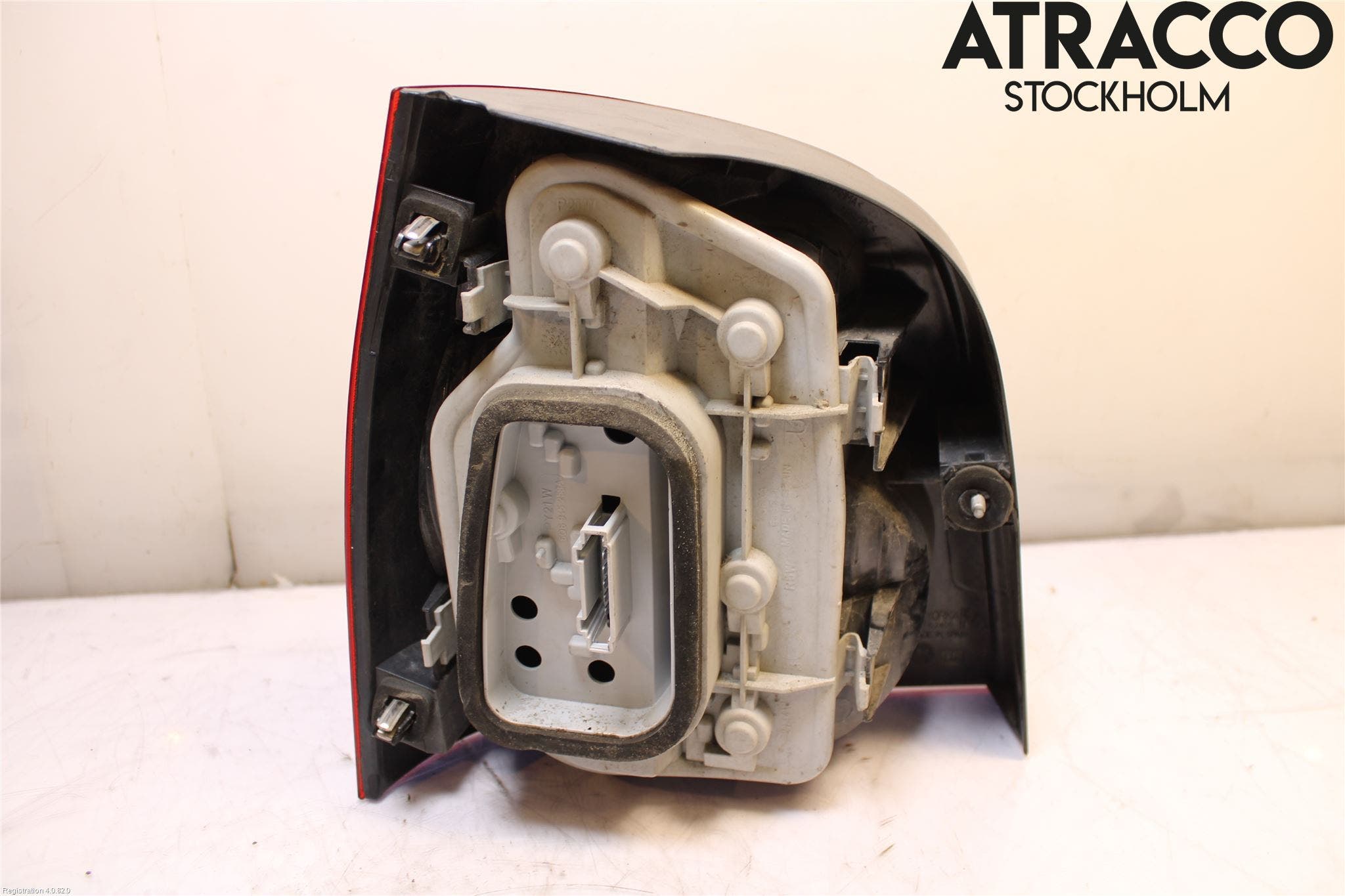 Volkswagen VW POLO 02-05 Bakljus Höger