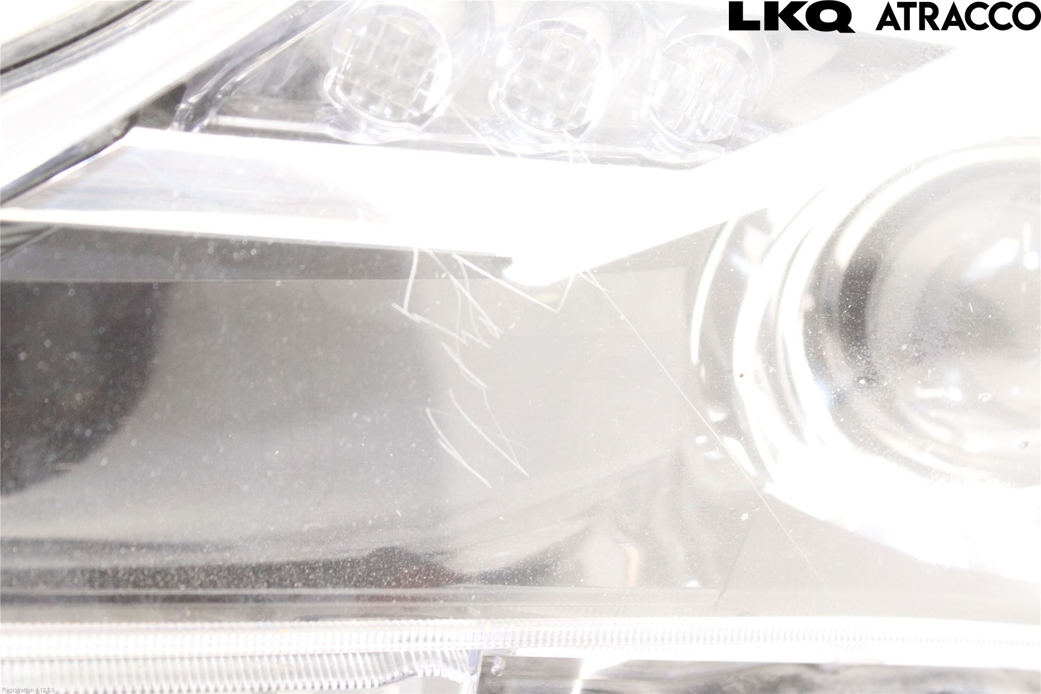 Toyota AURIS 13-19 Strålkastare Vänster