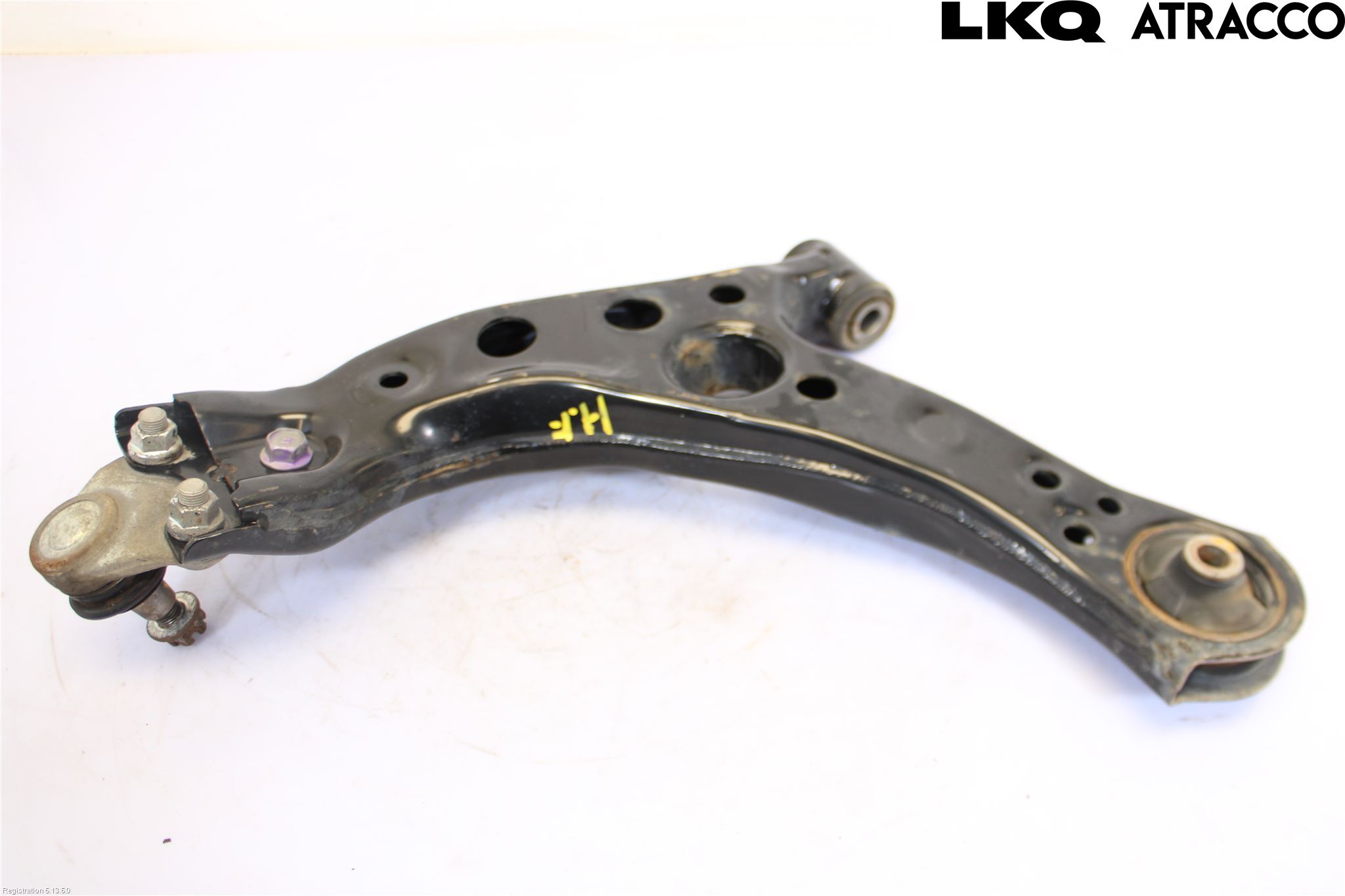 Toyota COROLLA CROSS XG10 22- Bärarm Fram Undre Hö