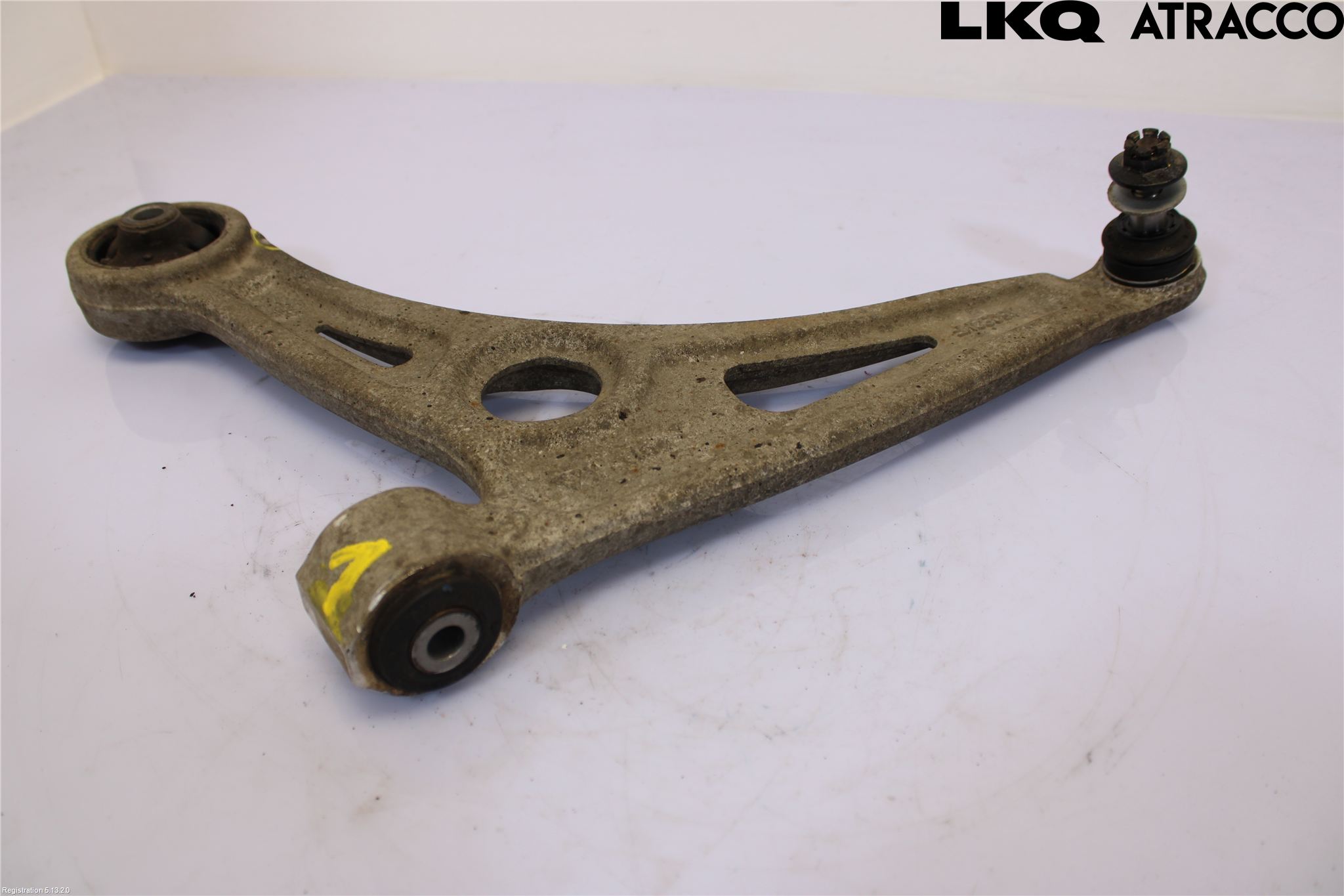 Hyundai IONIQ AE 17-22 Bärarm Fram Undre Vä