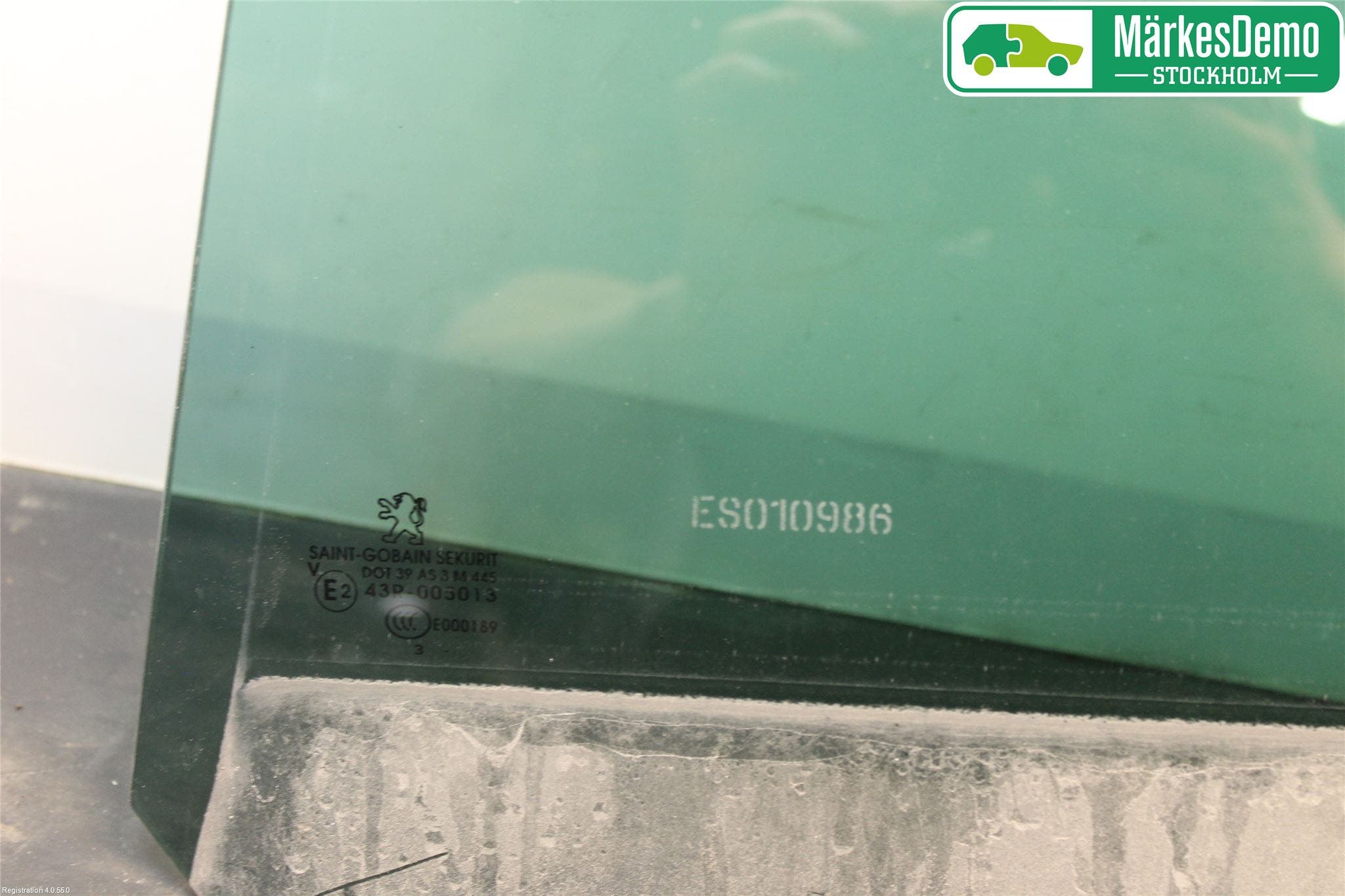 Peugeot 3008 09-16 Dörruta Bak Vänster