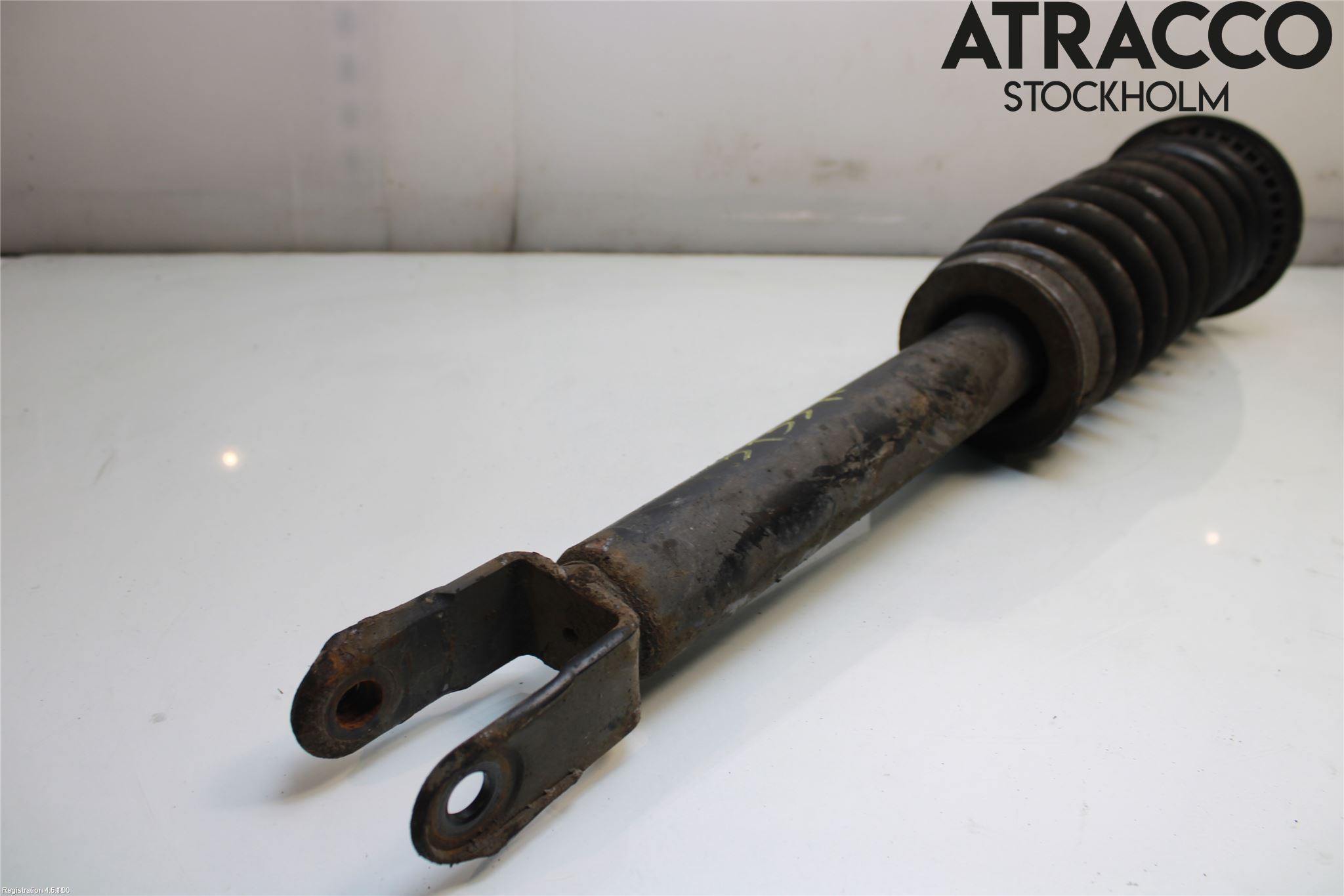 Jaguar XJ X351        10- Fjäderben Fram Höger