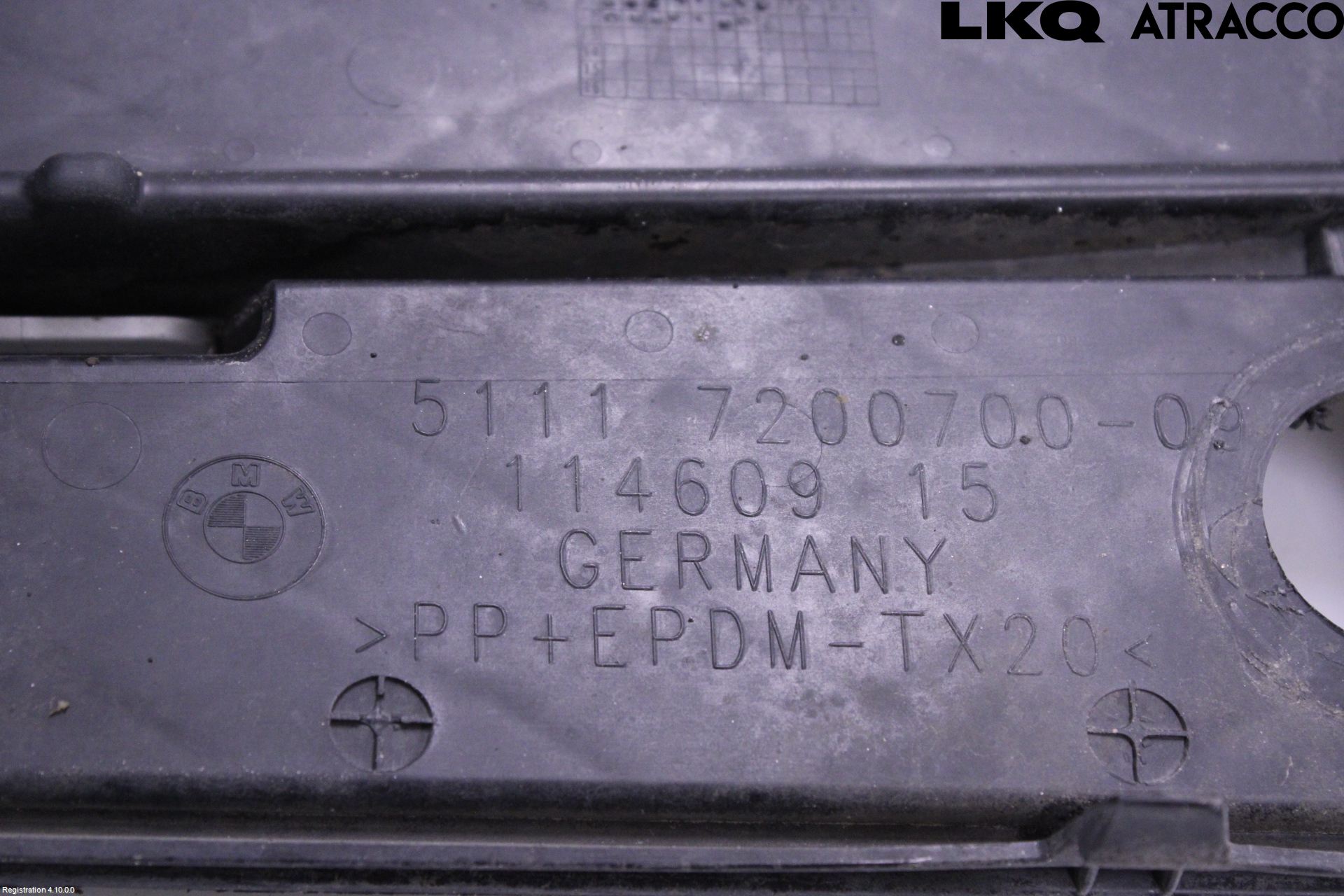 BMW 5 F10/F11/F18 09-17 Grilldel Höger