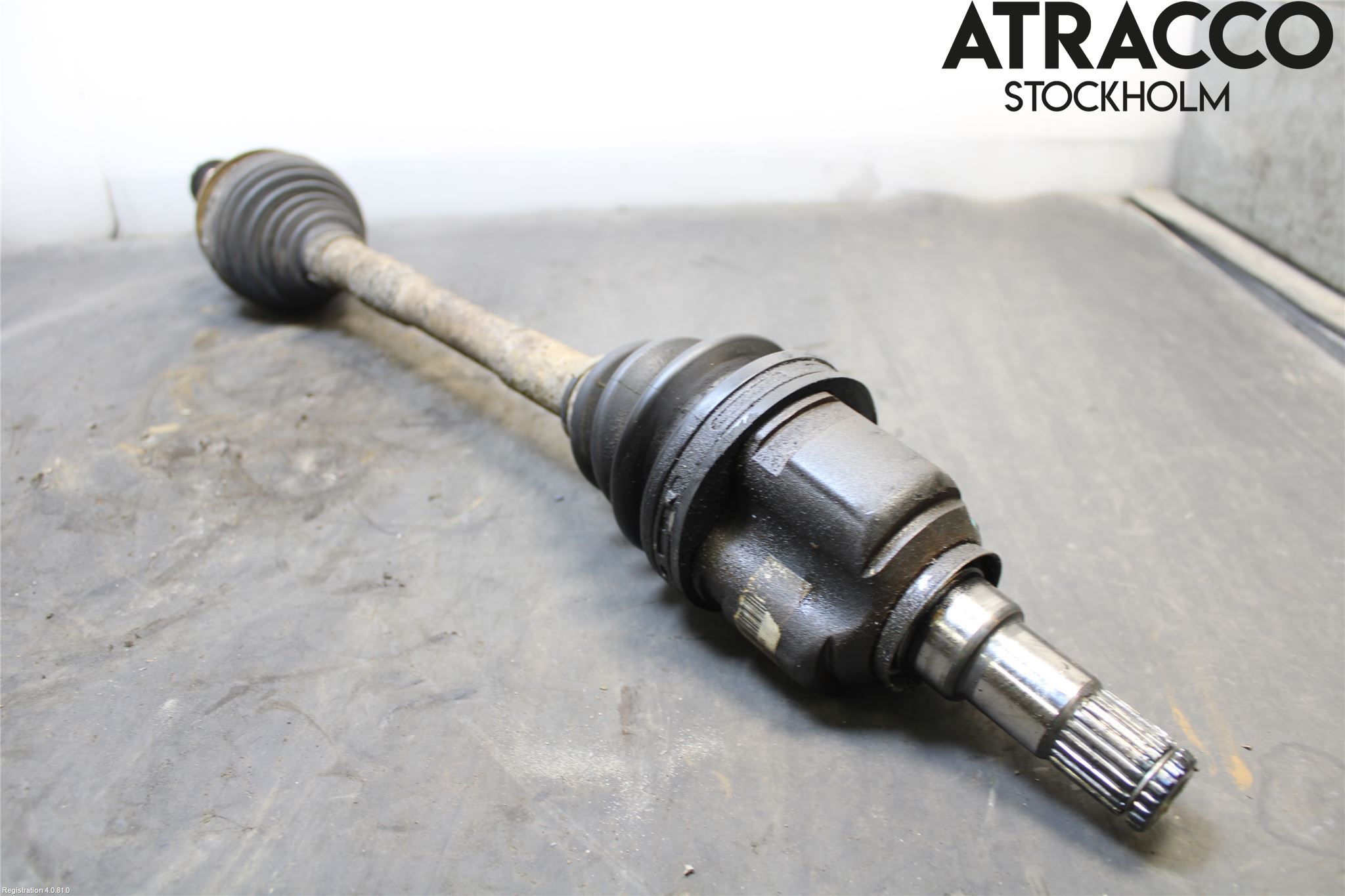 Toyota URBAN CRUISER Drivaxel Fram Vänster