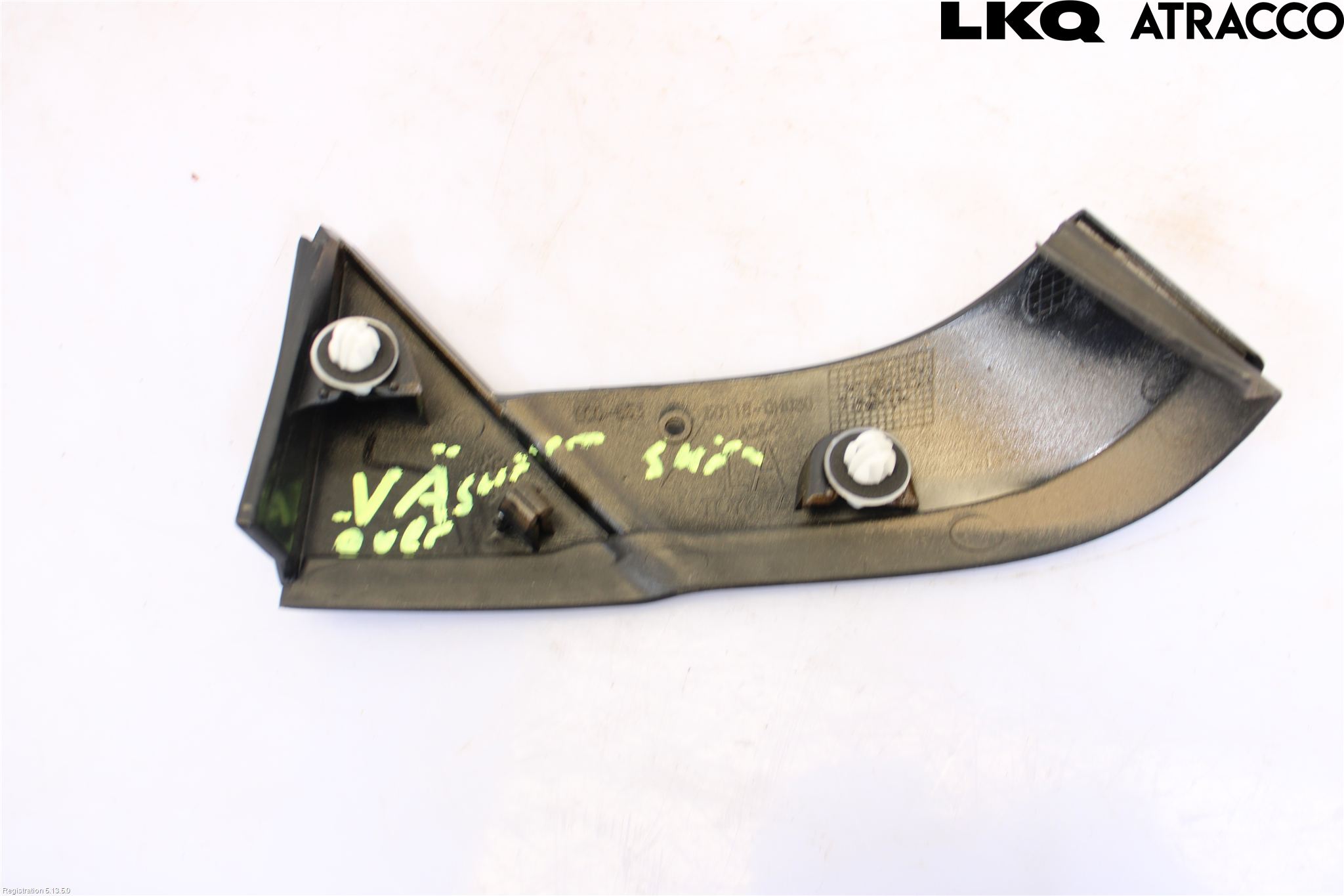 Toyota AYGO X AB70 22- List Framskärm Vä