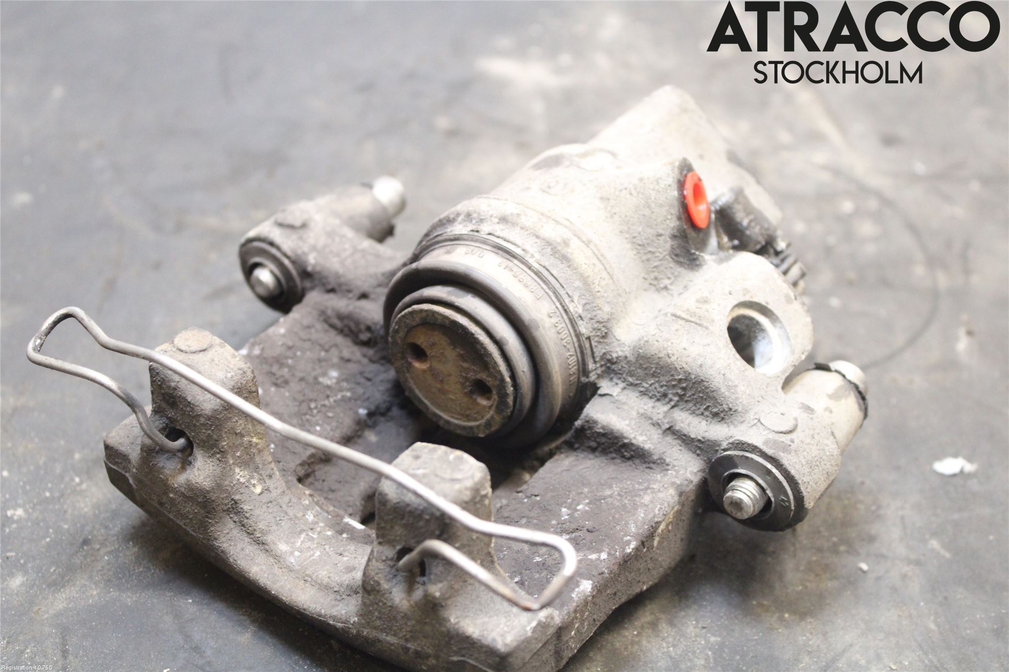 BMW 1 E87/81 5D/3D 03-11 Bromsok Bak Vänster