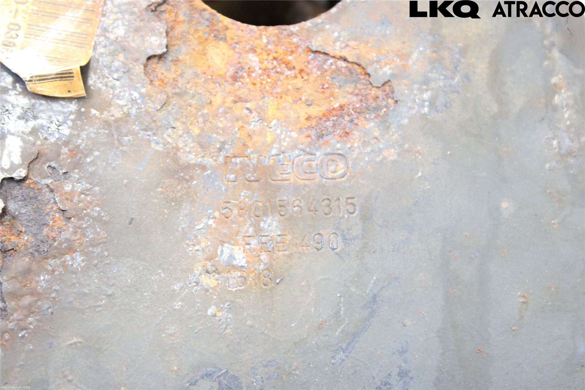 Iveco DAILY 14->> Bärarm Fram Undre Vä