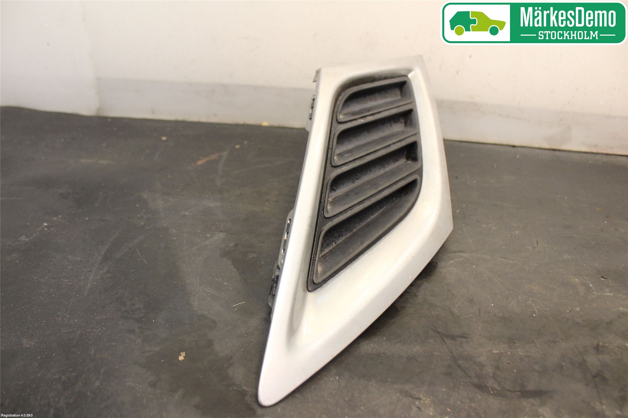 Saab 9-3 VER2/VER3 08-15 Grilldel Vänster