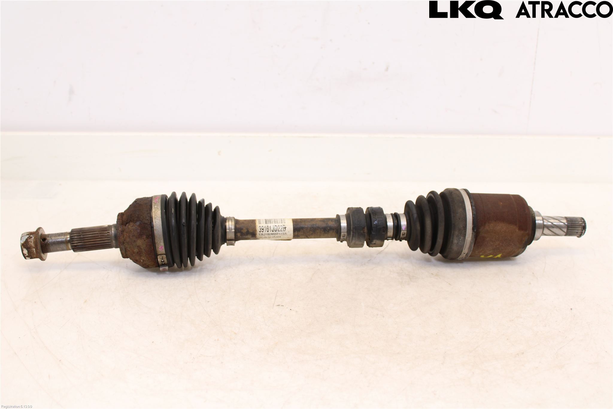 Nissan QASHQAI+2  08-10 Drivaxel Fram Vänster