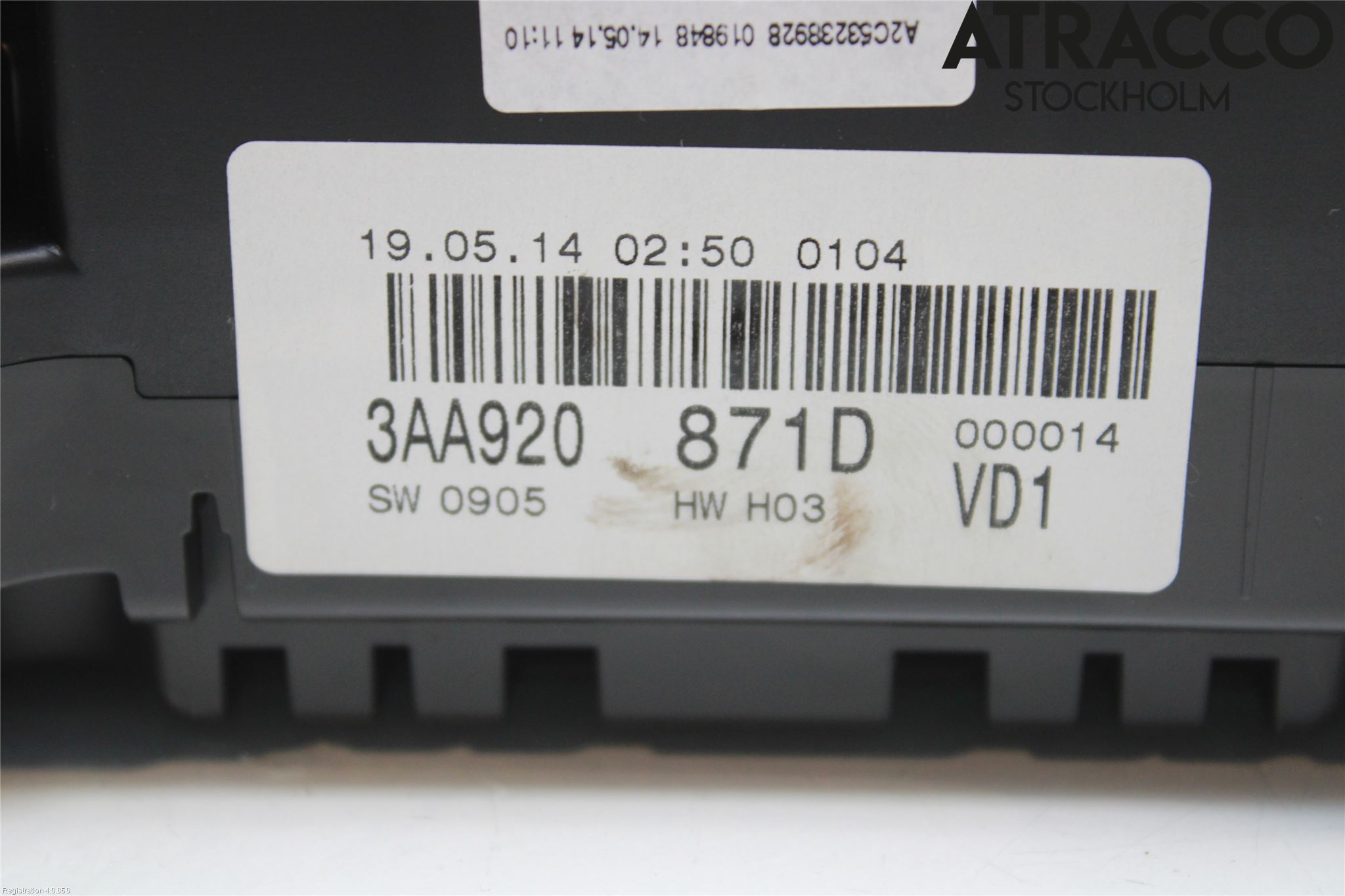 Volkswagen VW PASSAT 11-14 Instrument Komb