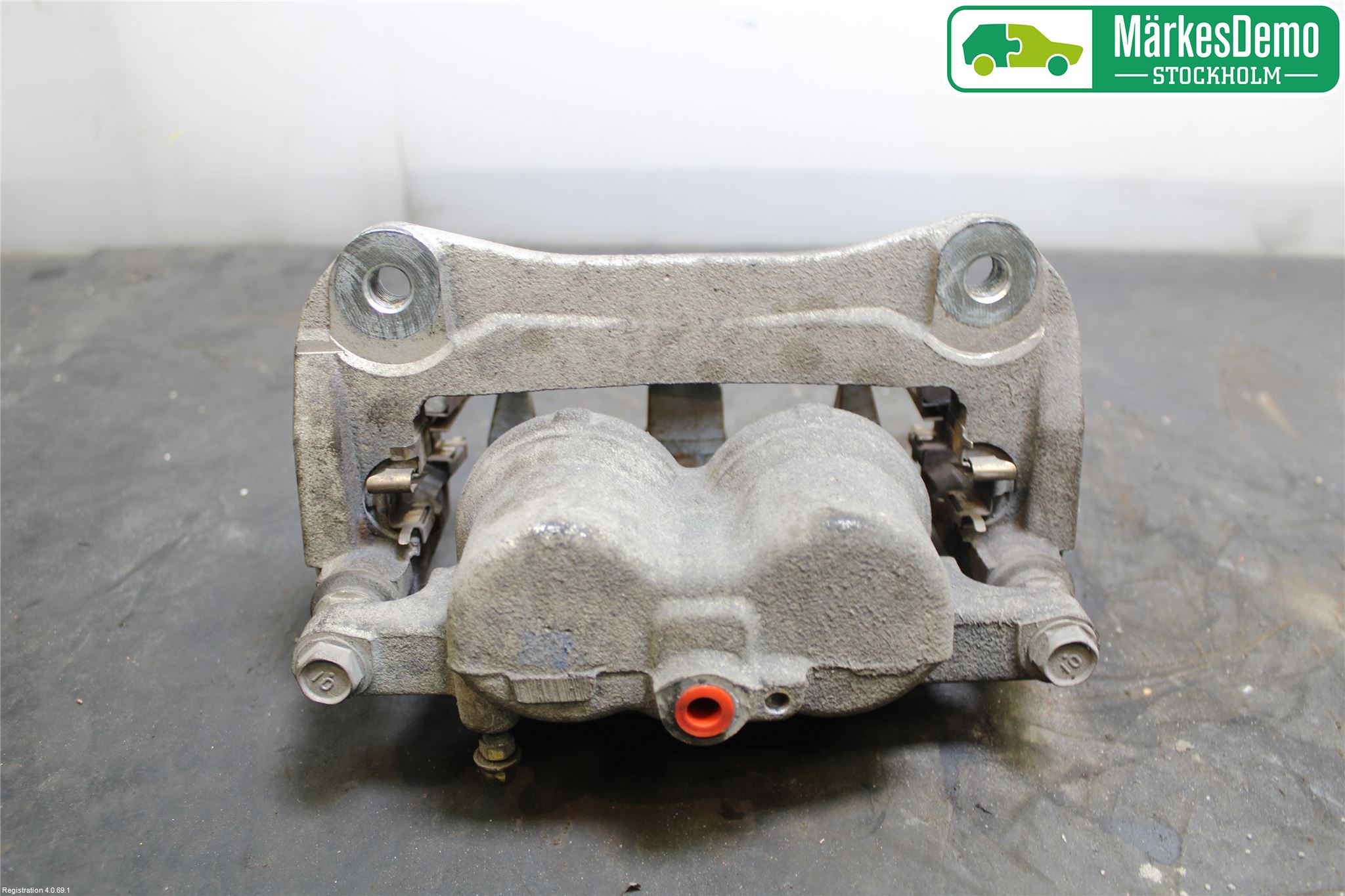 Lexus NX 300h 15-21 Bromsok Fram Höger