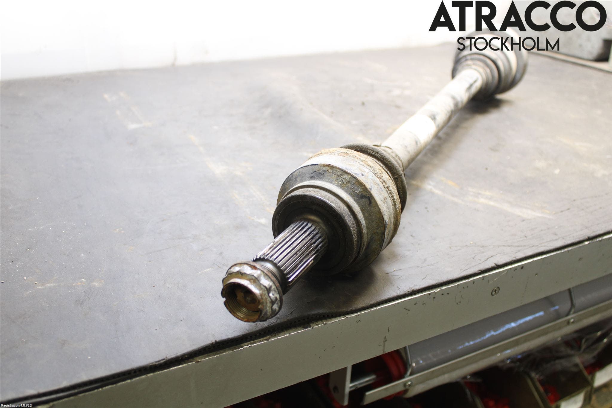 BMW X5 F15 13-18 Drivaxel Bak Höger