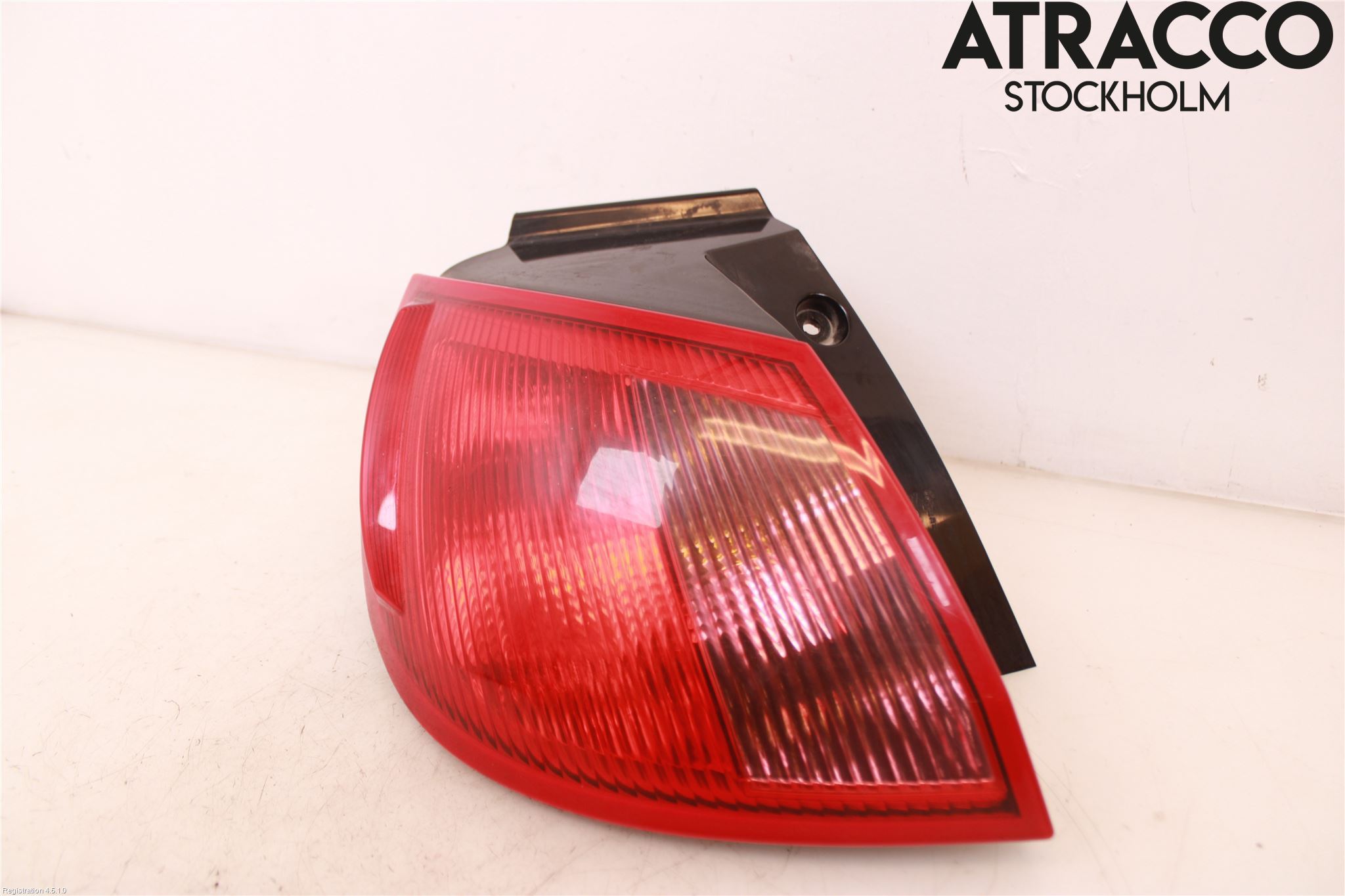 Mitsubishi COLT   04-08 Bakljus Vänster