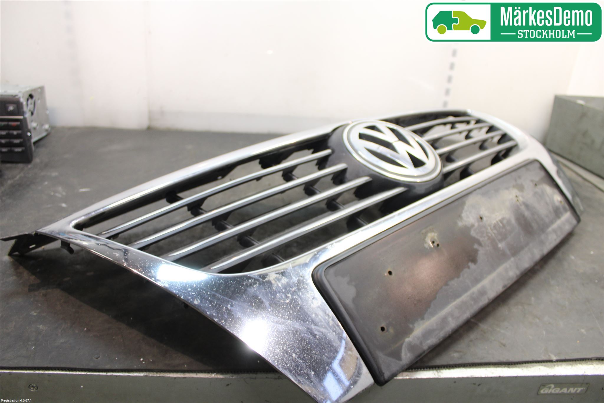 Volkswagen VW PASSAT 05-11 Grill Komp