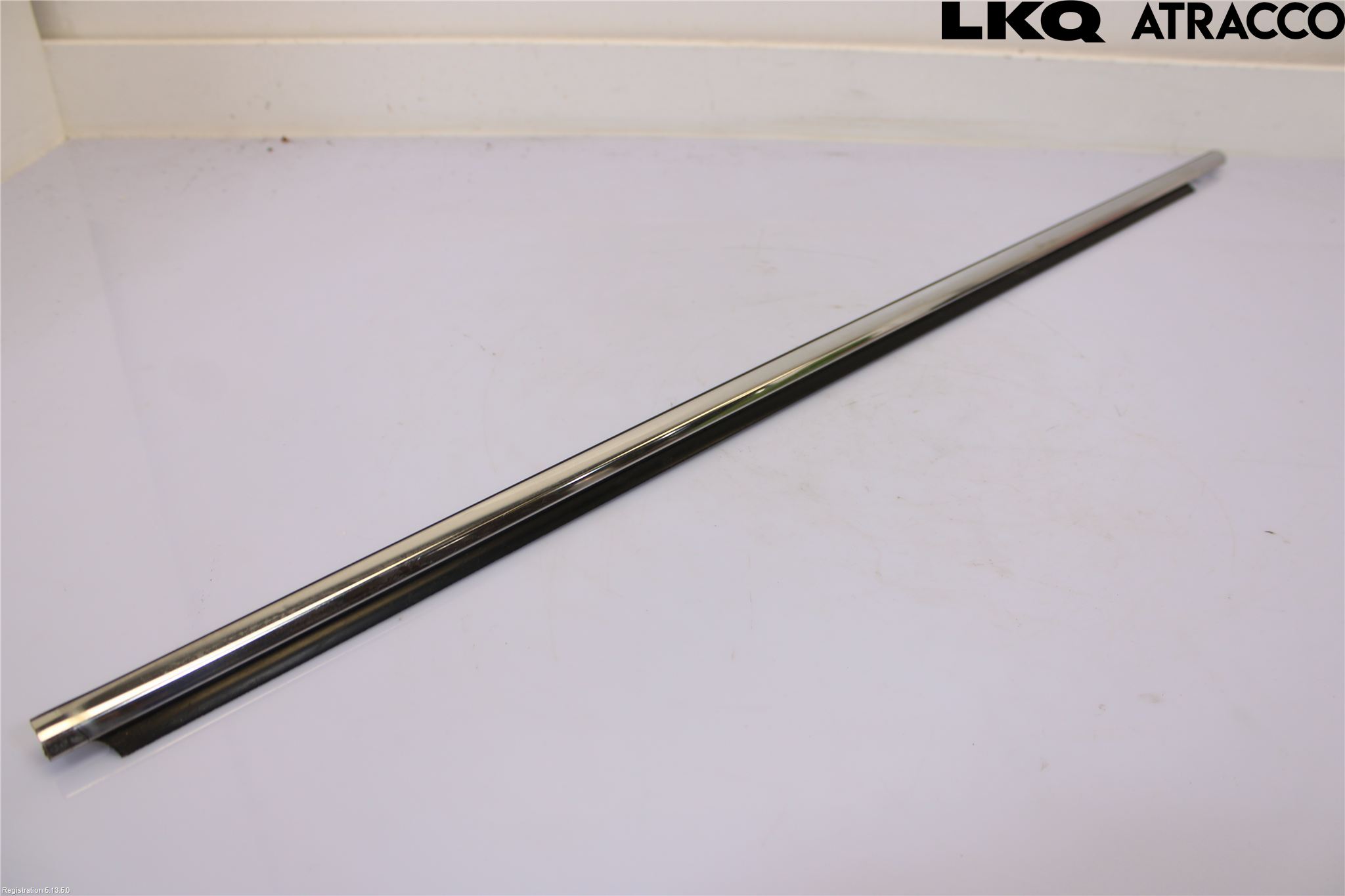 Toyota AURIS 13-19 Dörr Dekorlist Fram Hö