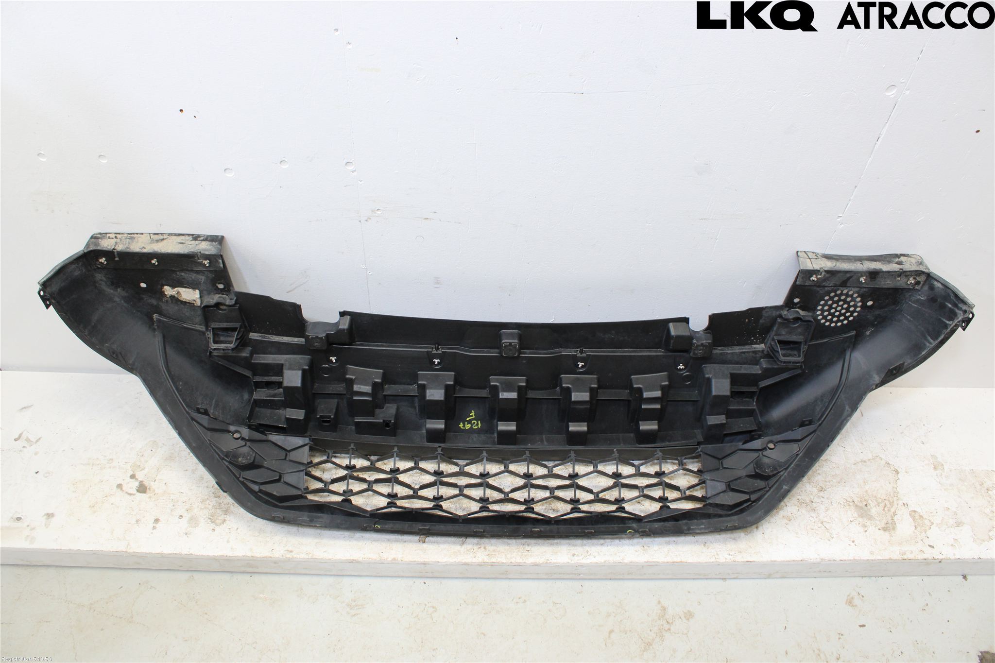 Opel FRONTERA 25- Stötfångardel Fram Mitt