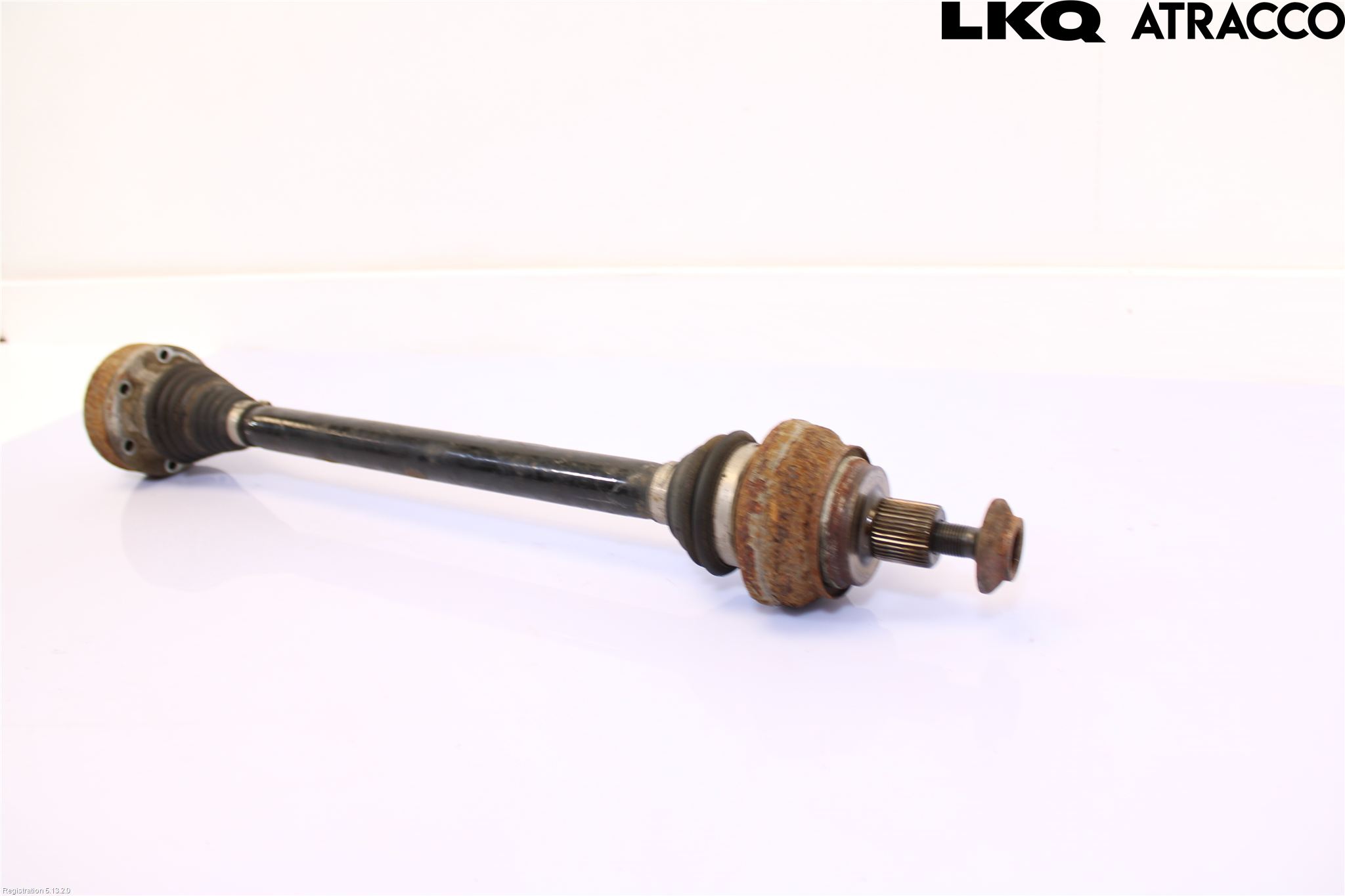 Audi A4/S4 B9 16-19 Drivaxel Bak Höger