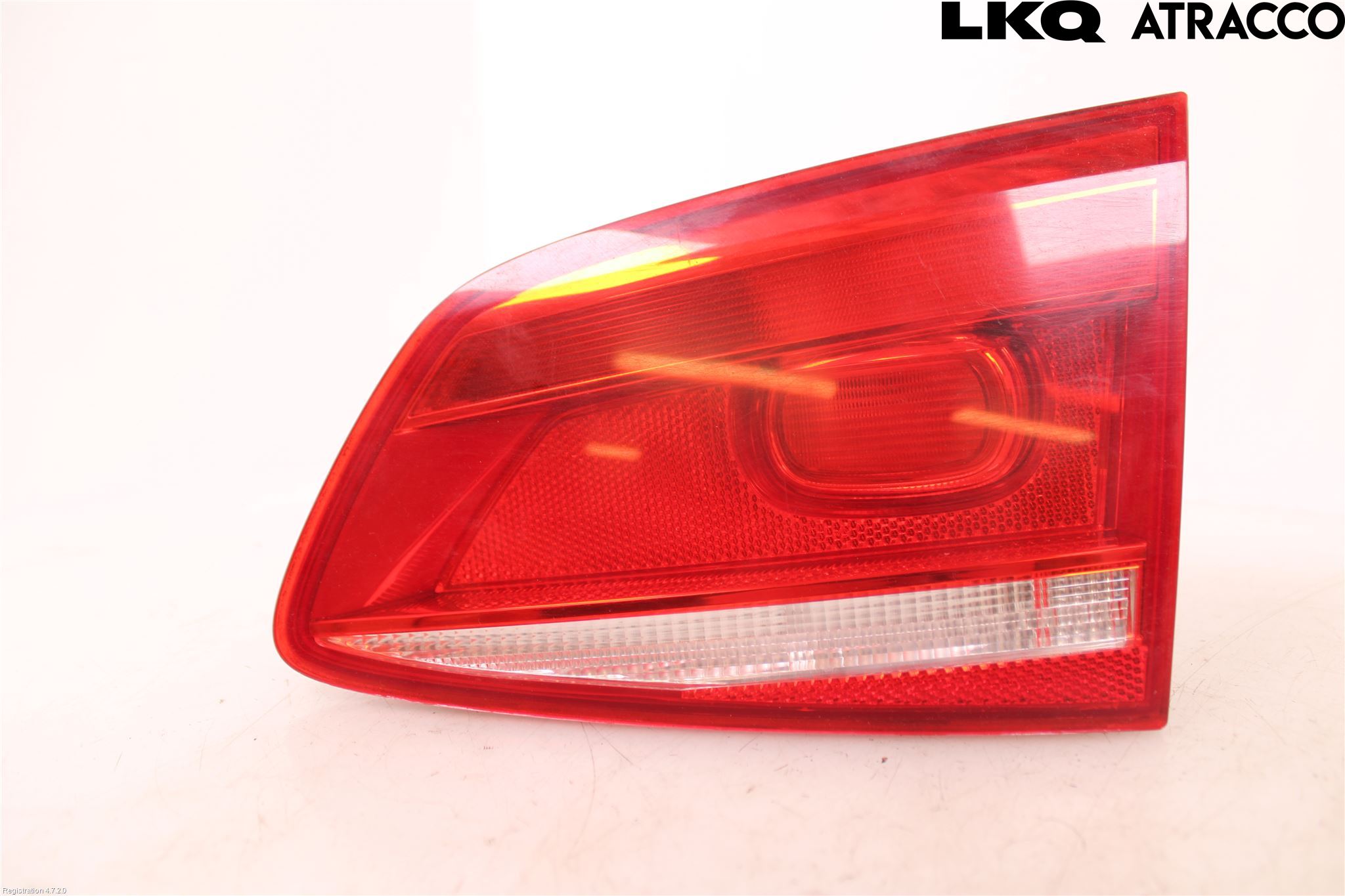 Volkswagen VW PASSAT 11-14 Bakljus Lucka Hö