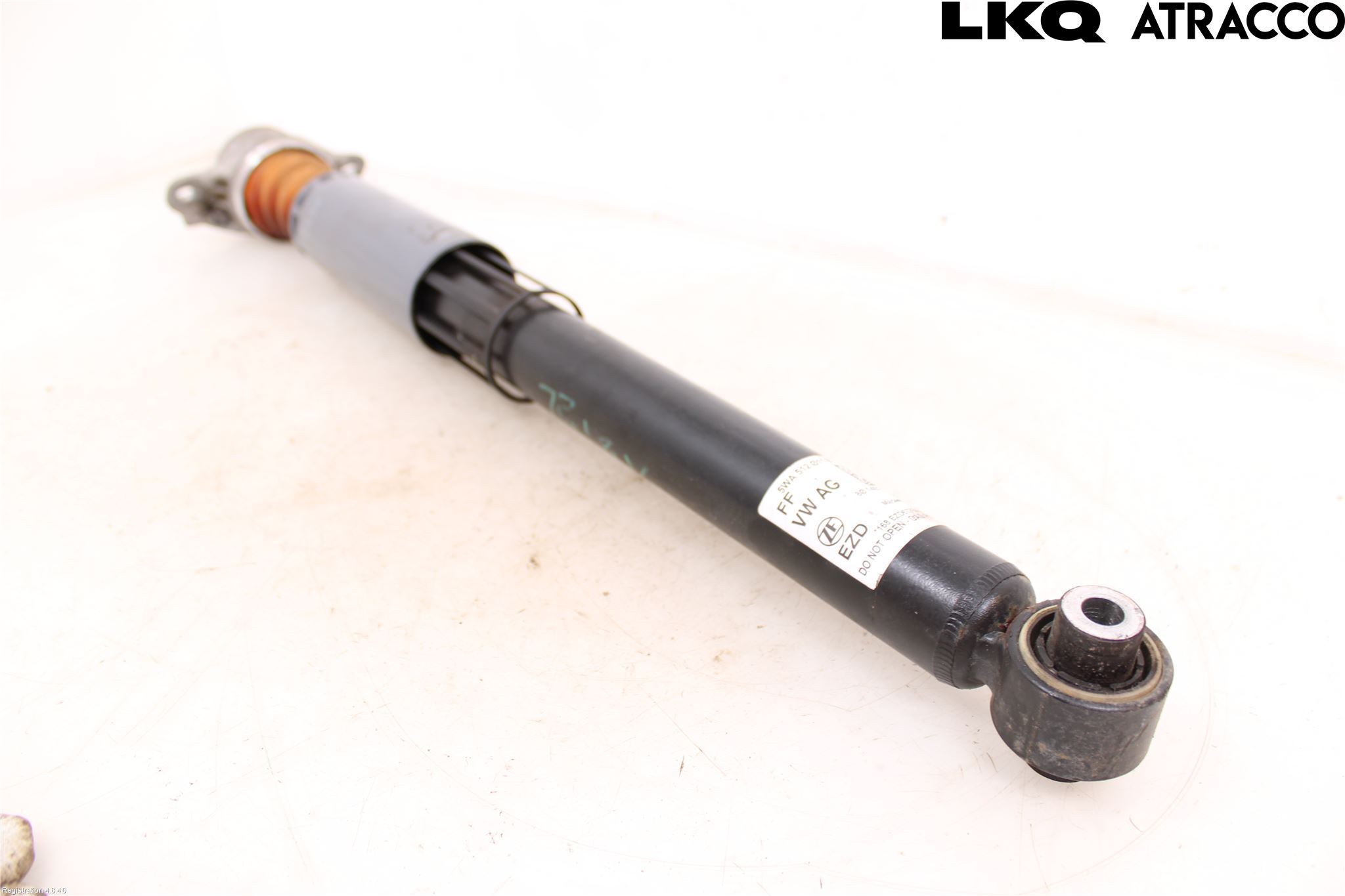 Audi A3/S3 8Y 21- Stötdämpare Bak