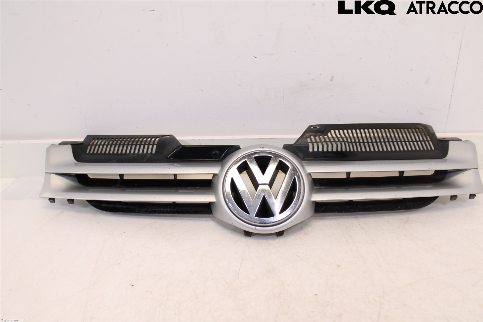 Volkswagen VW GOLF V 04-09 Grill Komp