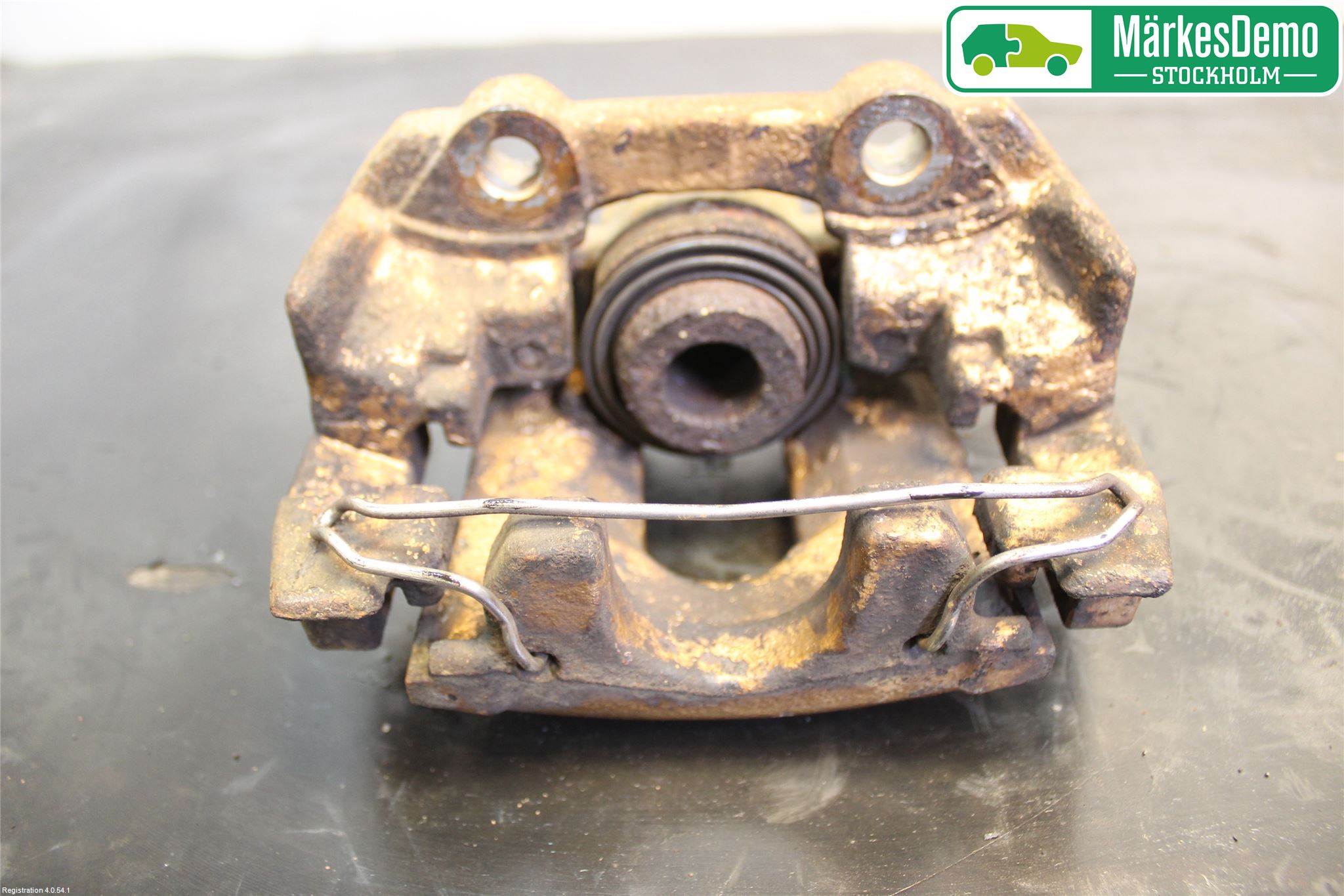 Saab 900      94-98 Bromsok Fram Höger