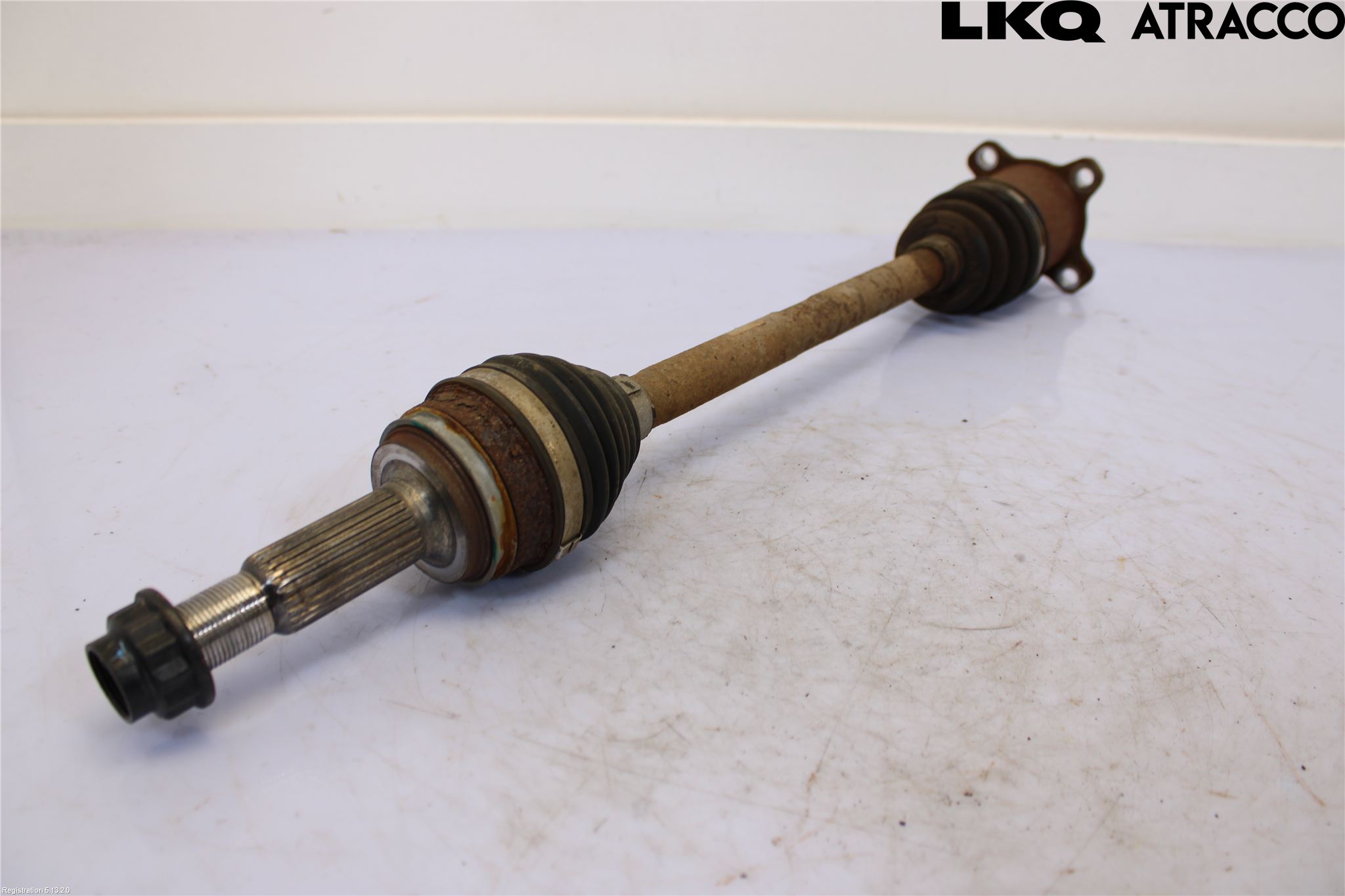 Toyota COROLLA CROSS XG10 22- Drivaxel Bak Höger