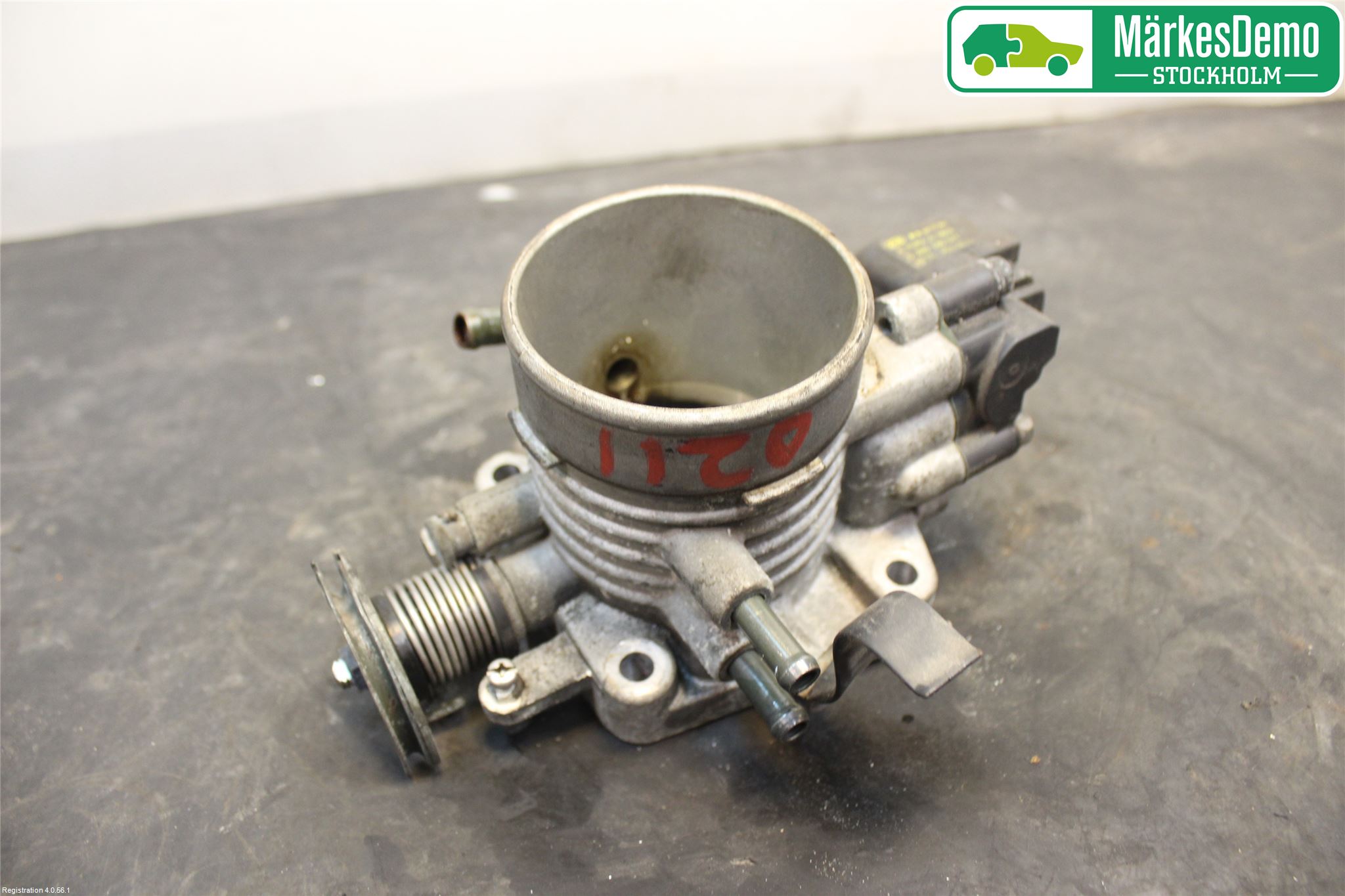 Kia CARNIVAL Injspjällhus