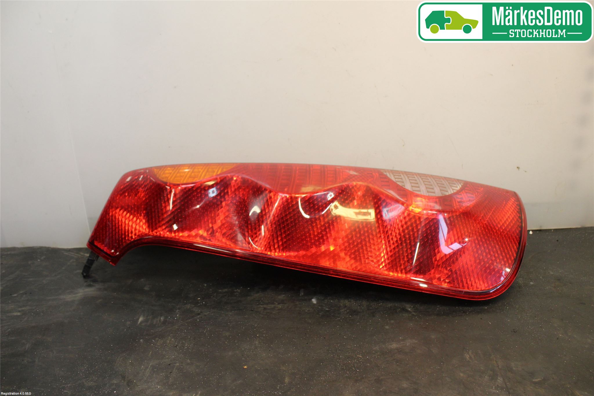 Nissan NOTE E11 06-14 Bakljus Vänster