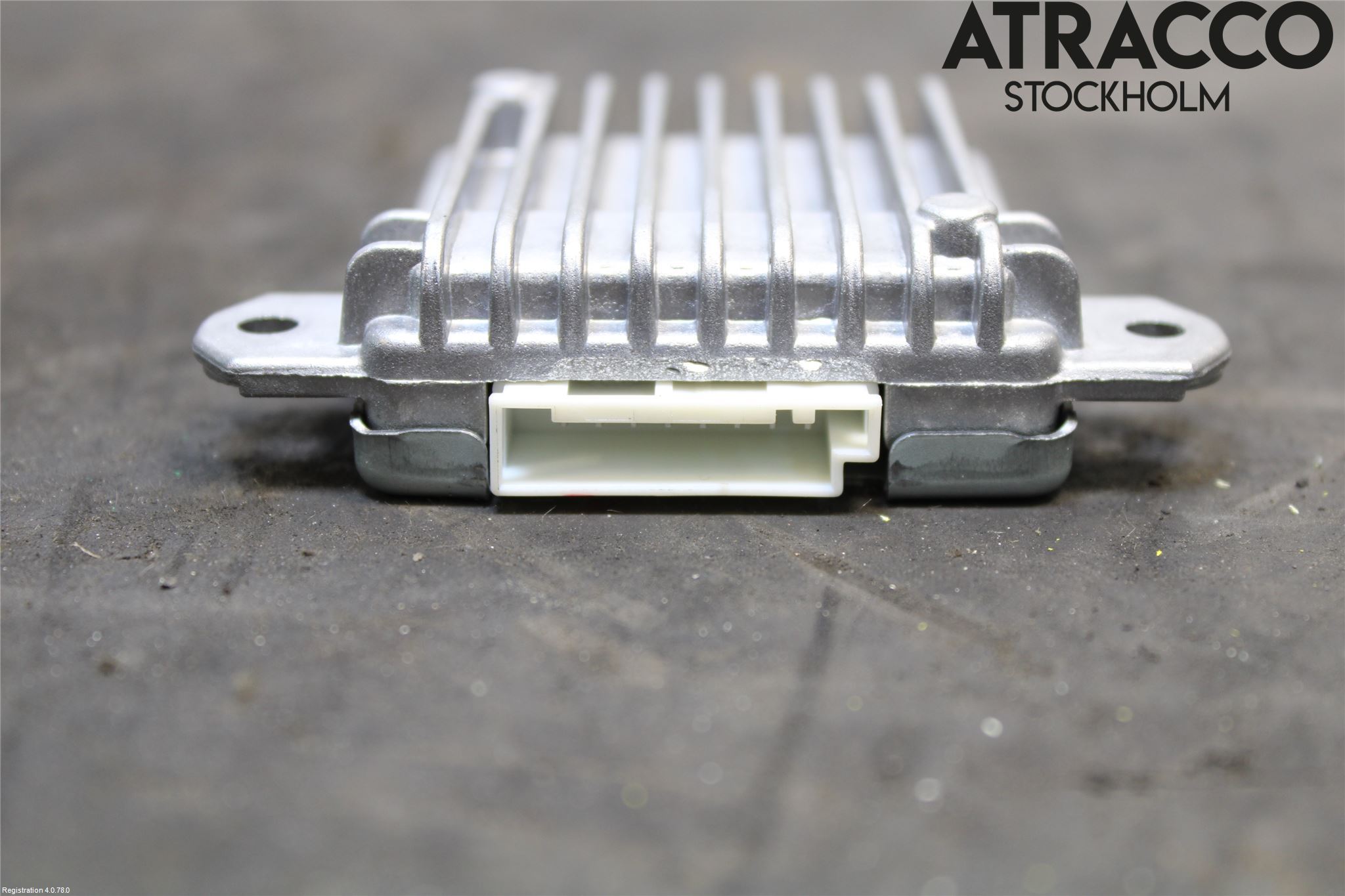 Mitsubishi OUTLANDER 13-21 Styrenhet Strålkastare