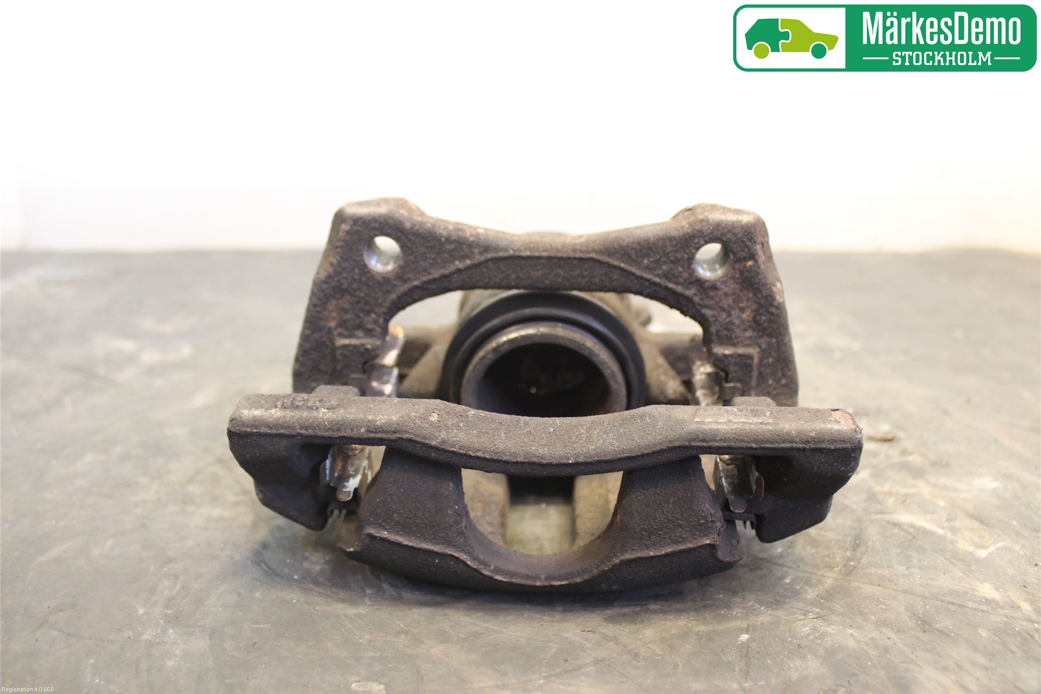 Nissan NOTE E11 06-14 Bromsok Fram Höger