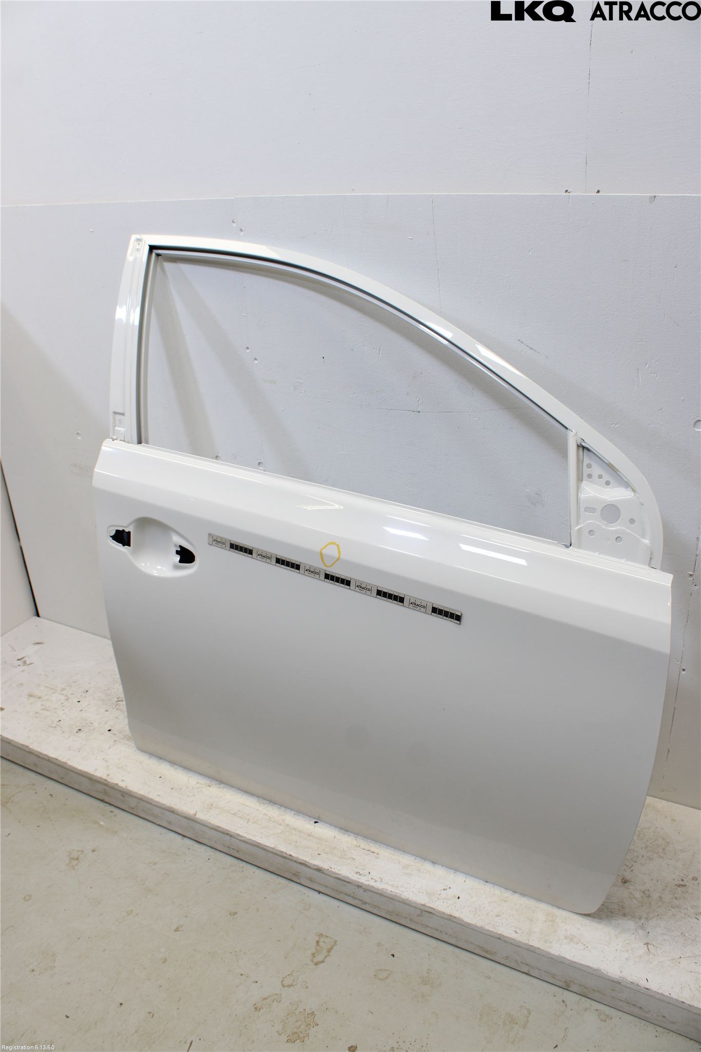 Toyota AURIS 13-19 Dörr Fram Höger