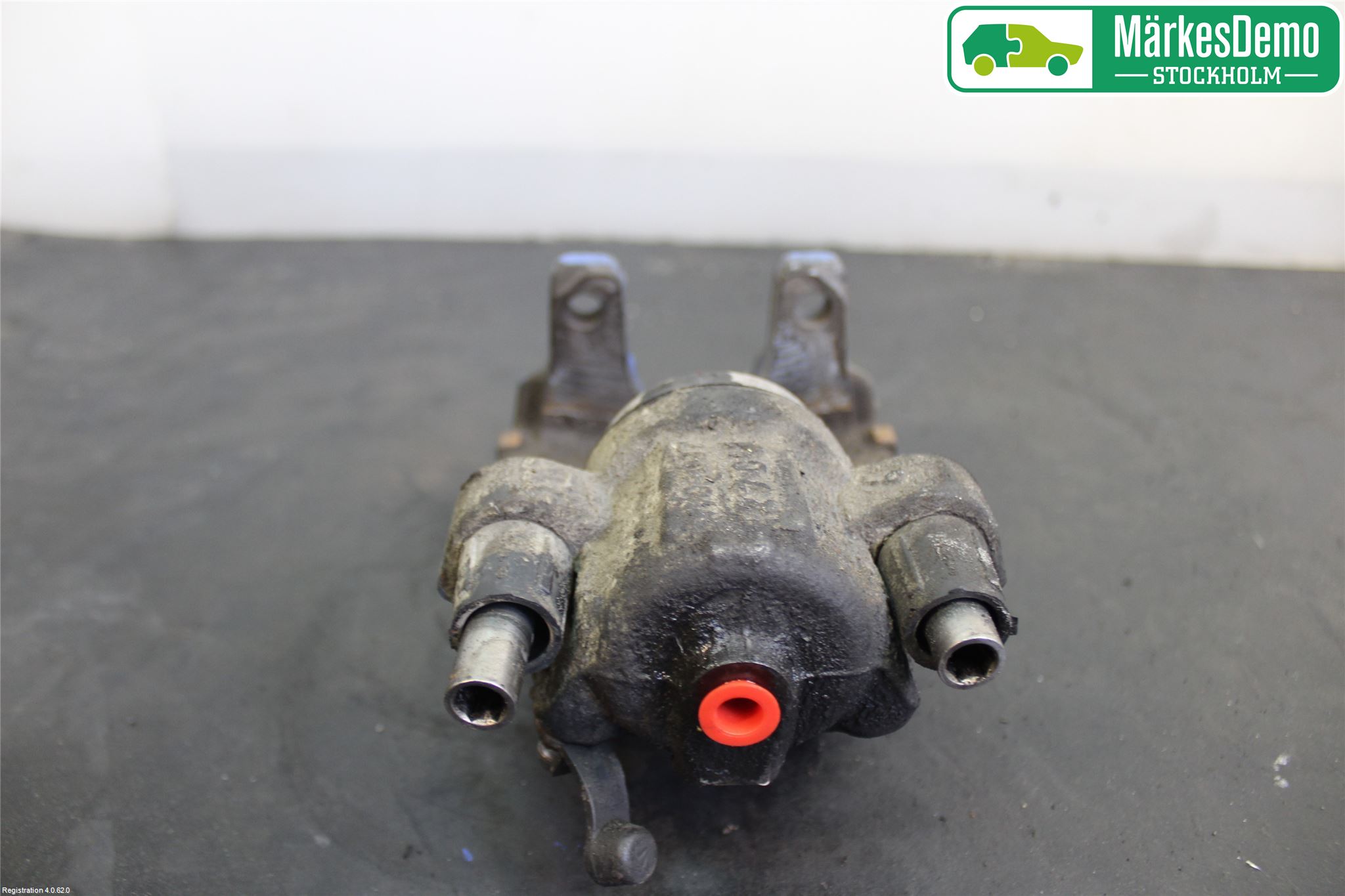 BMW 3 F30/F31/F80 12-19 Bromsok Bak Höger