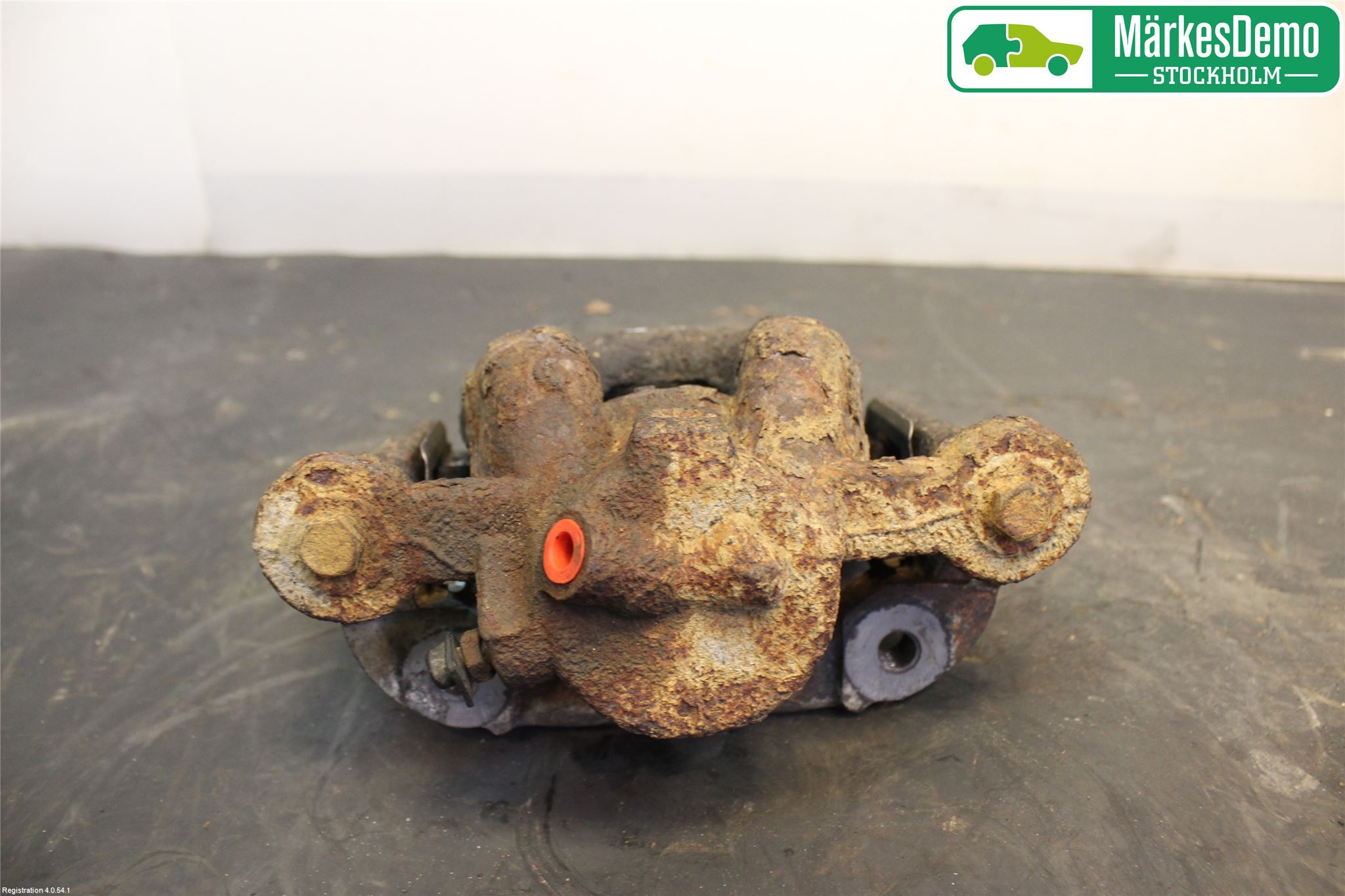 BMW 1 E87/81 5D/3D 03-11 Bromsok Fram Höger