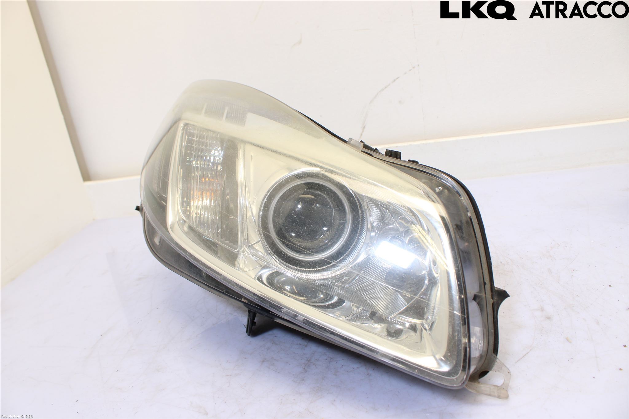 Opel INSIGNIA 09-16 Strålkastare Höger
