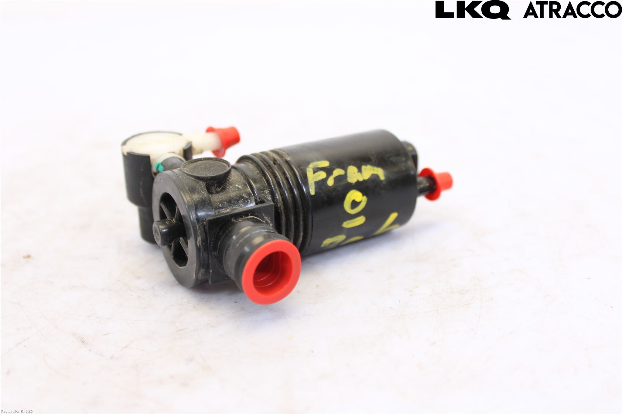 Toyota COROLLA CROSS XG10 22- Spolarpump Vindruta