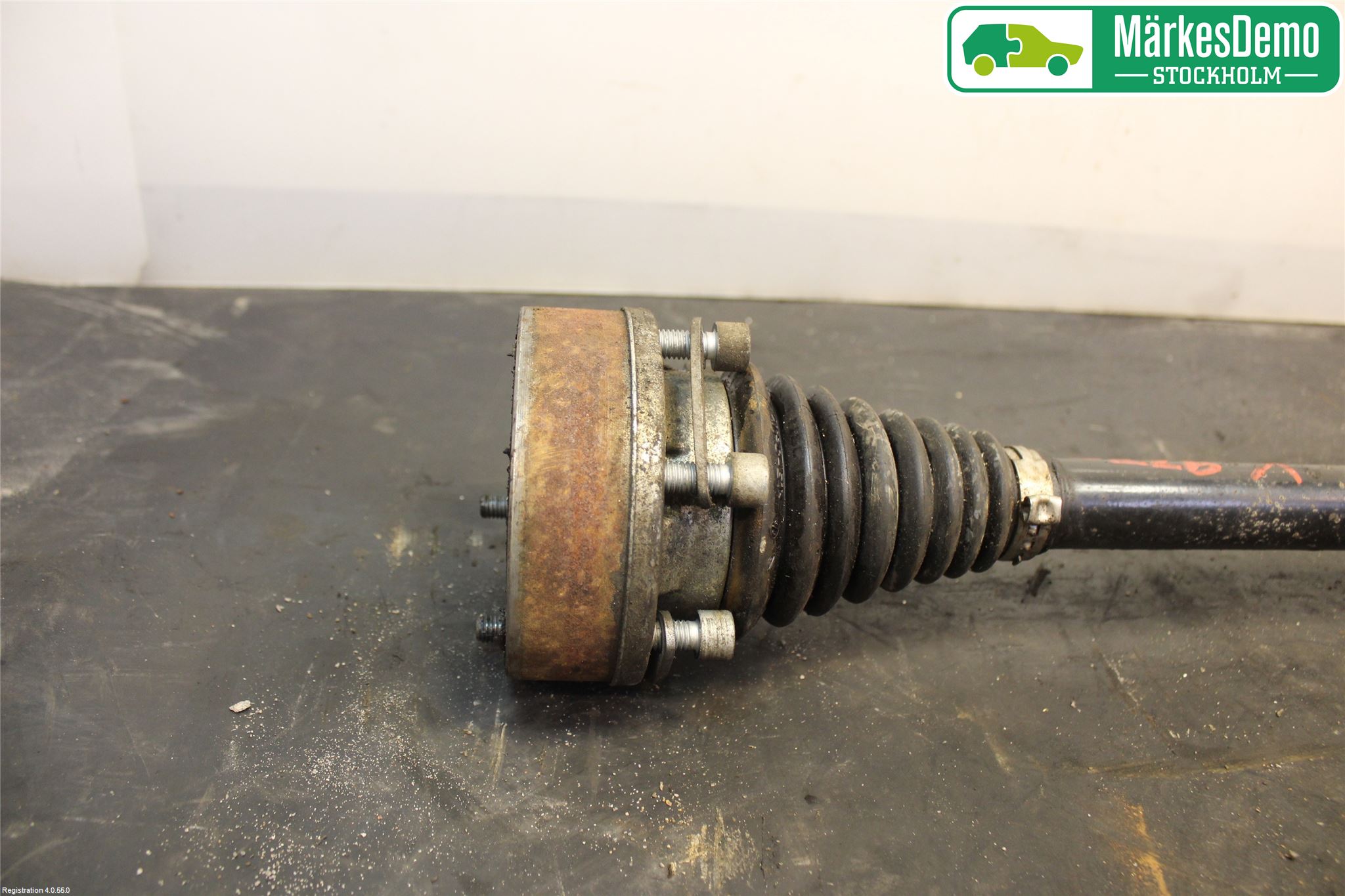 Skoda FABIA 07-14 Drivaxel Fram Vänster