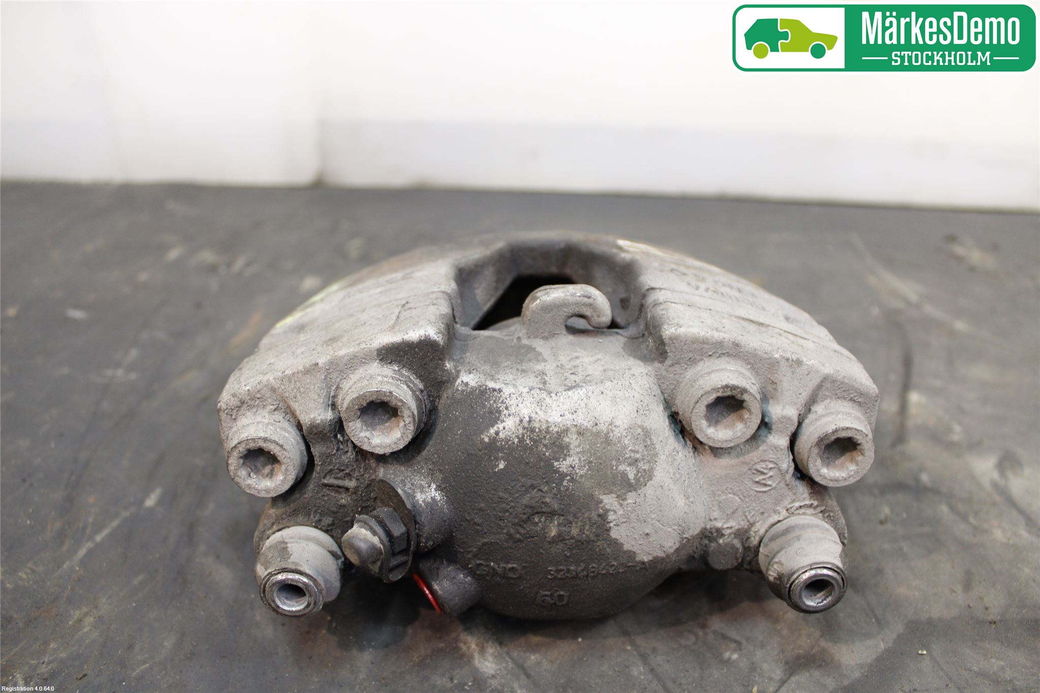 Audi A6/S6 4G 11-18 Bromsok Fram Höger