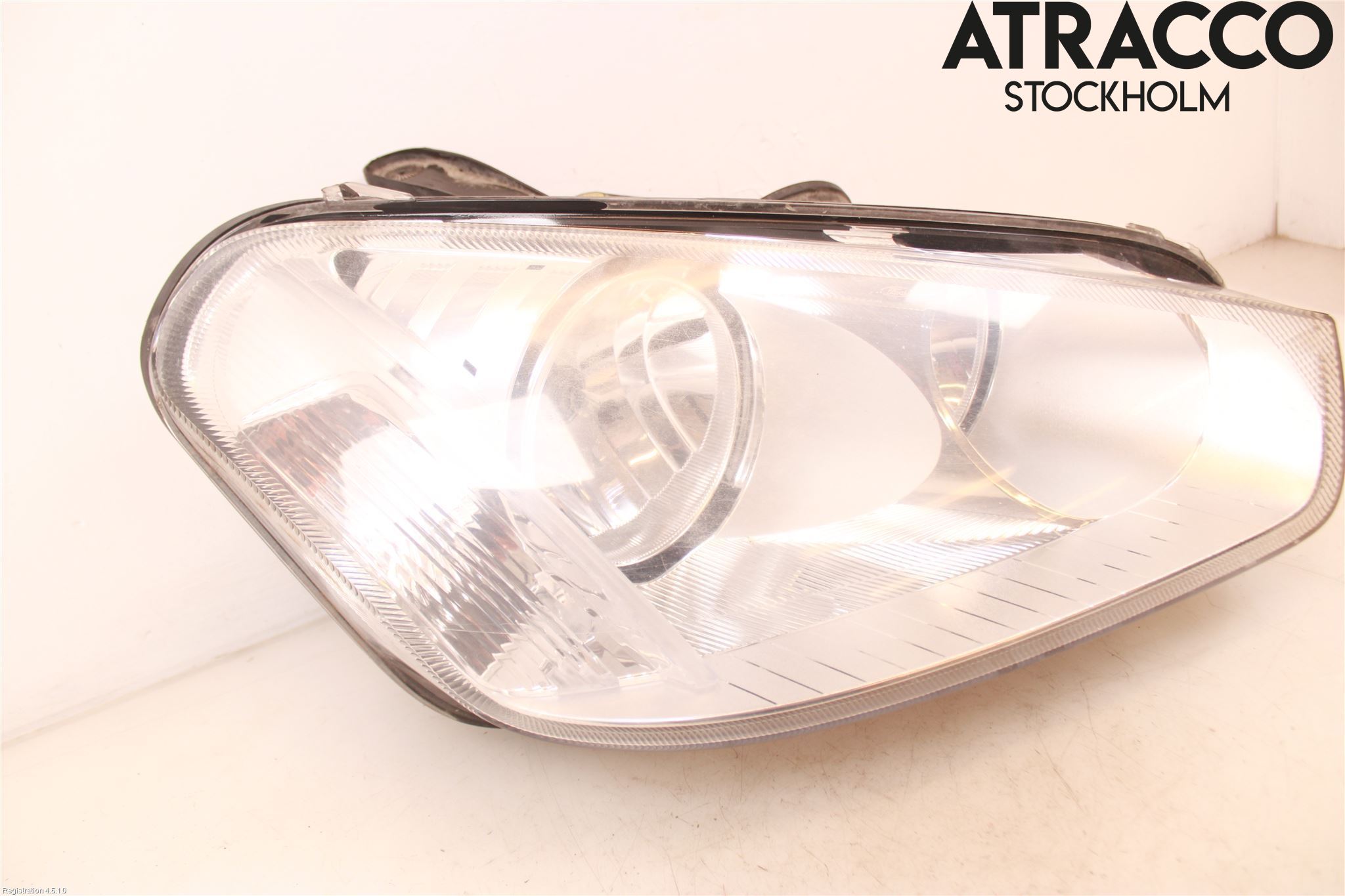 Ford FOCUS C-MAX I 07-10 Strålkastare Höger