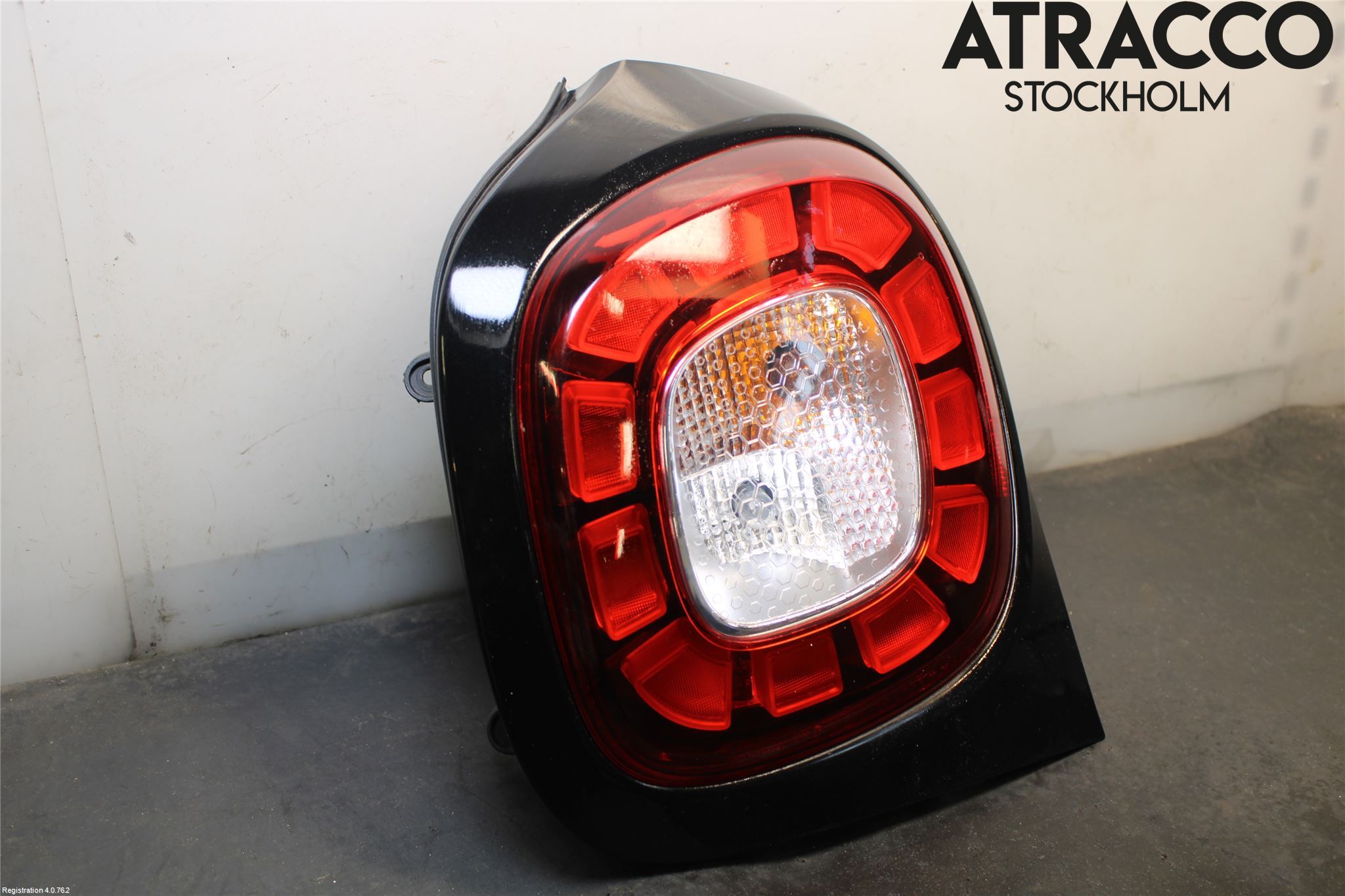 Smart FORTWO III 15-24 Bakljus Höger
