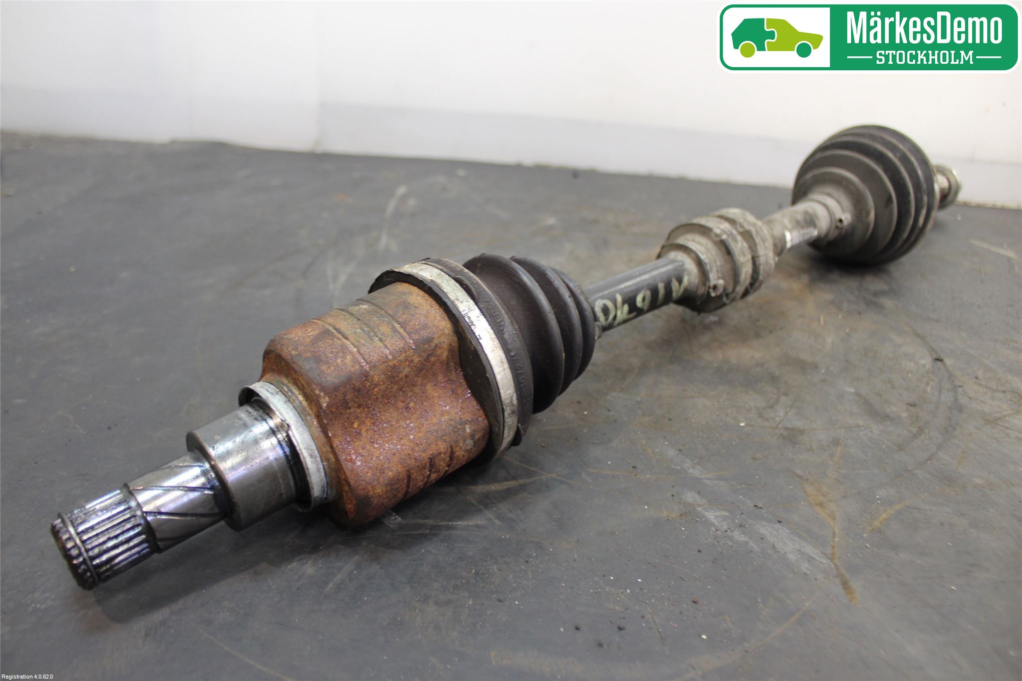 Nissan PULSAR Drivaxel Fram Vänster