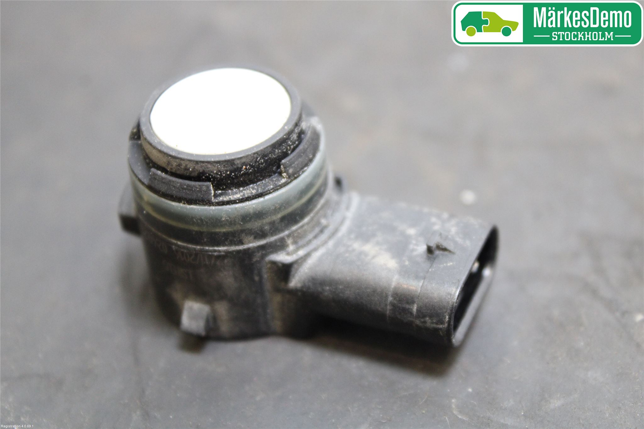 Volkswagen VW PASSAT 15-19 Parkeringshjälp Frontsensor