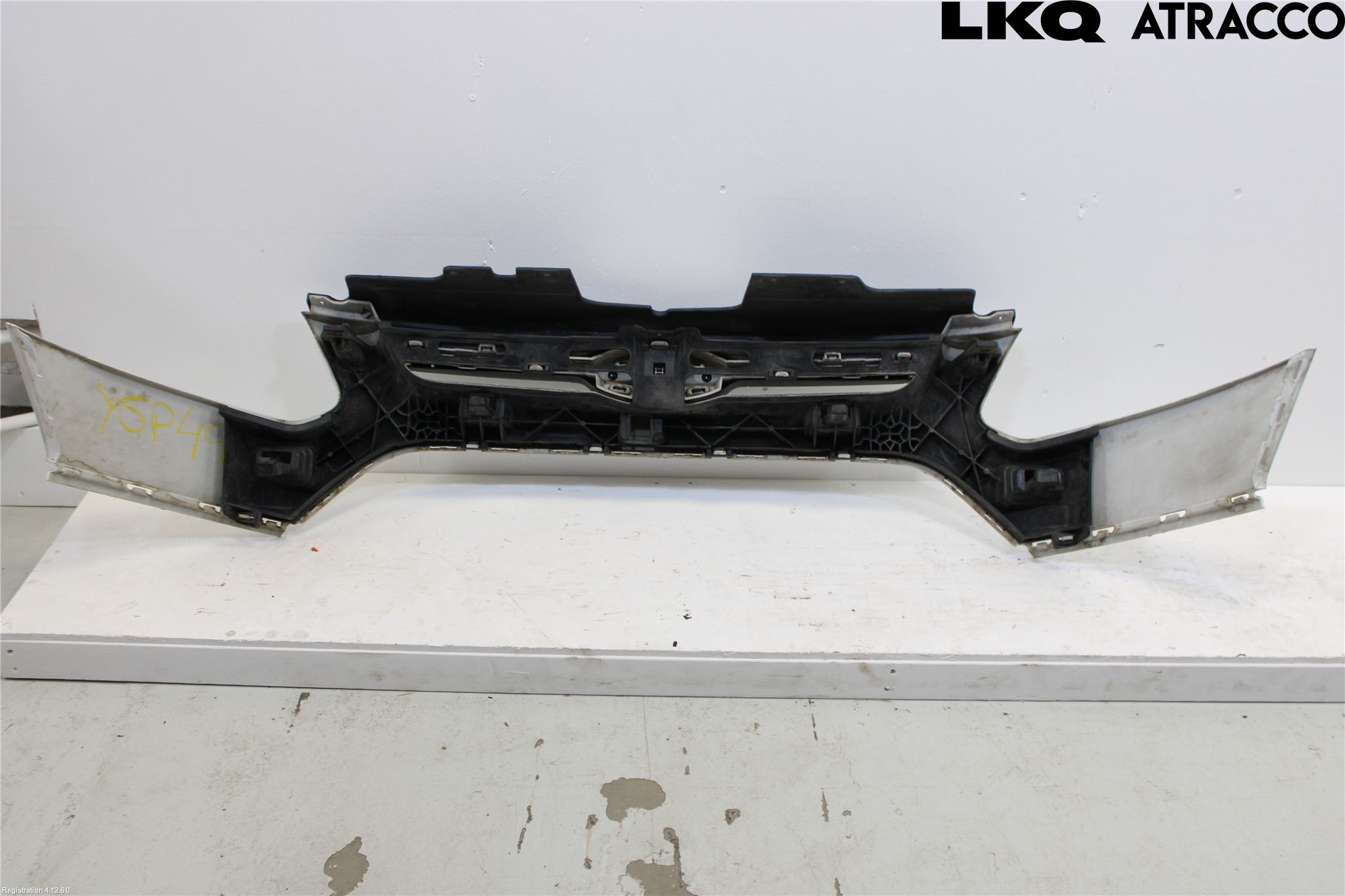 Ford TRANSIT SKÅP/BUSS 14-22 Stötfångardel Fram Mitt
