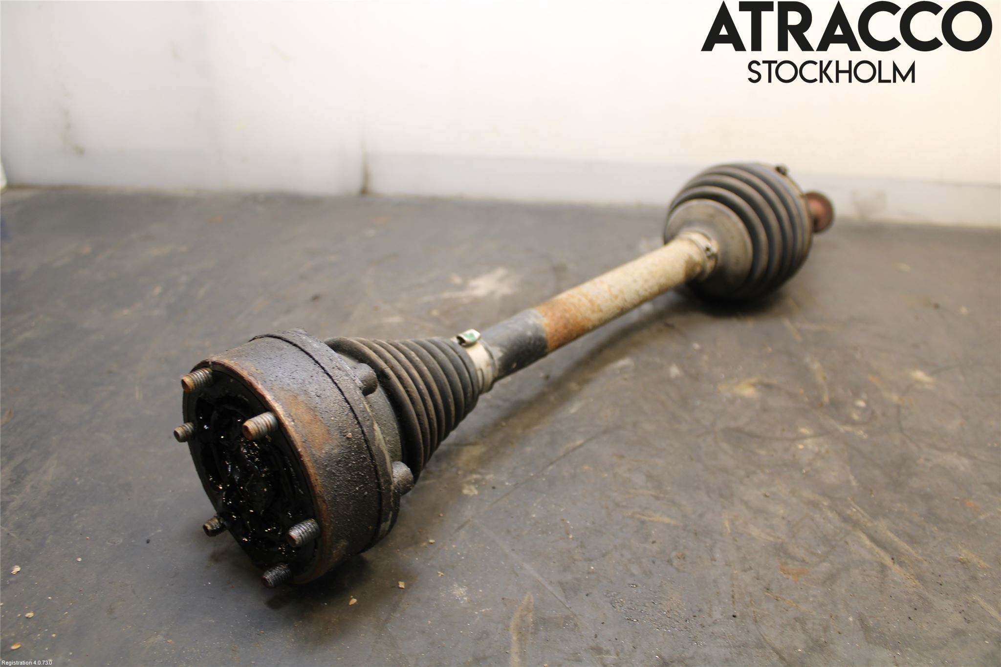 Volkswagen VW PASSAT 05-11 Drivaxel Fram Vänster