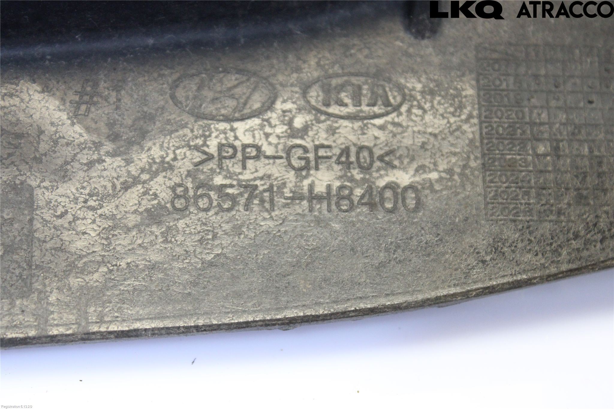 Kia STONIC 18->> Stötfångardel Fram Mitt