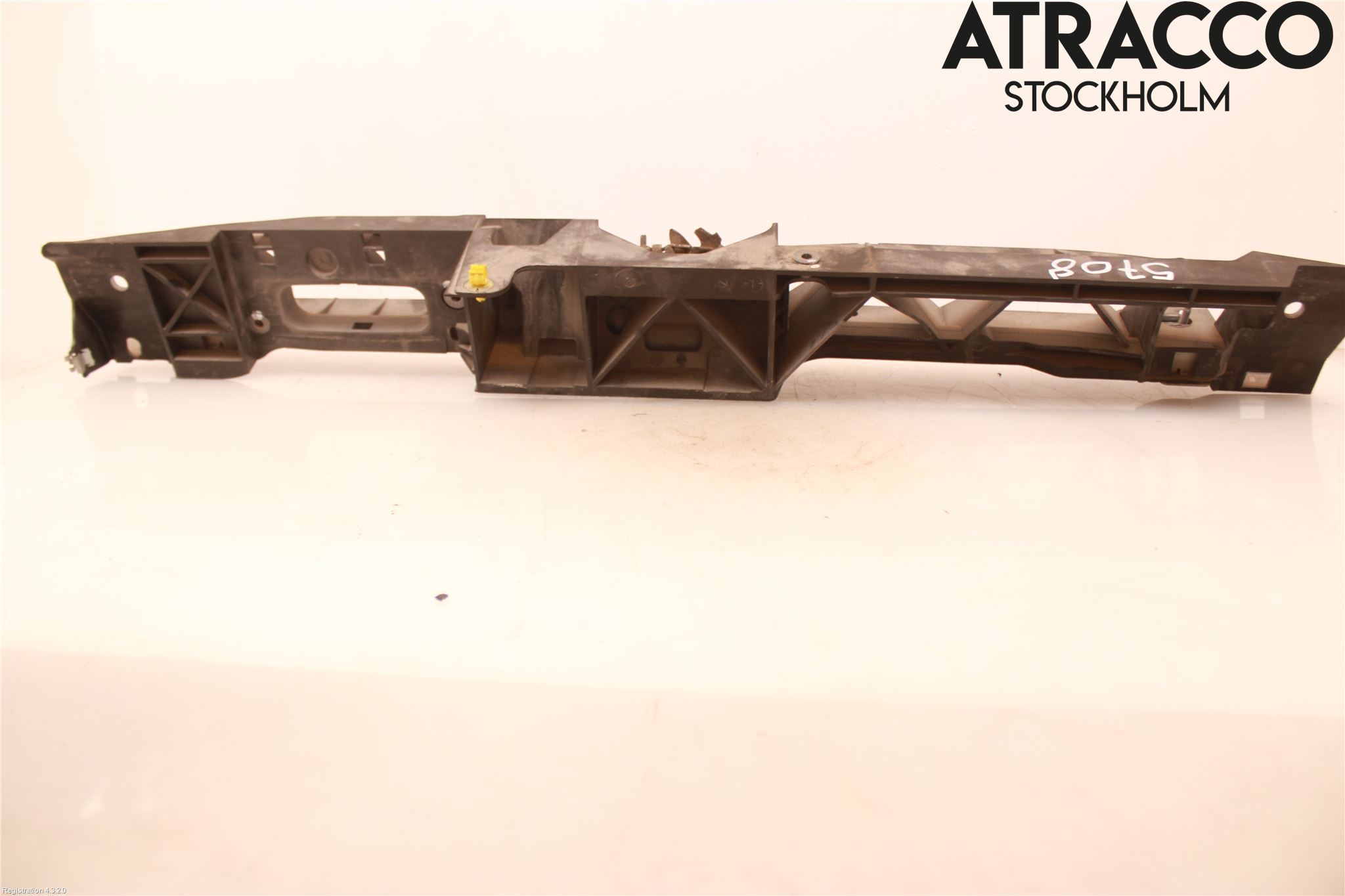 Citroen C4 PICASSO 14-18 Front Huvlåsplåt-Balk
